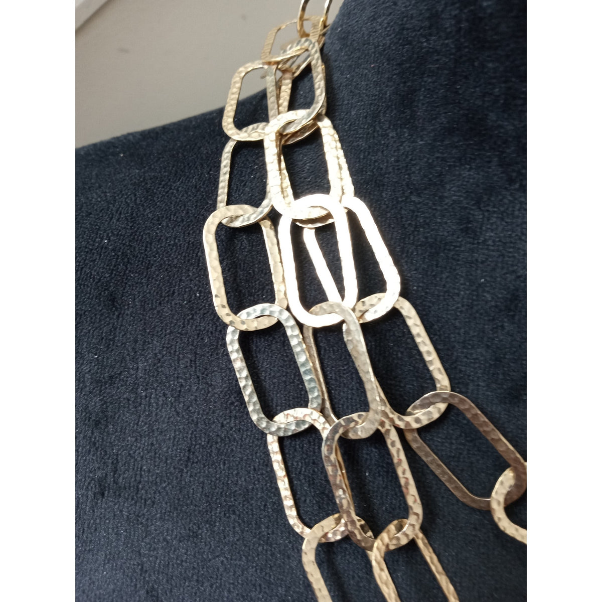 Gold Tone Triple Layer Hammered Link Chain Statement Lightweight Necklace Collar