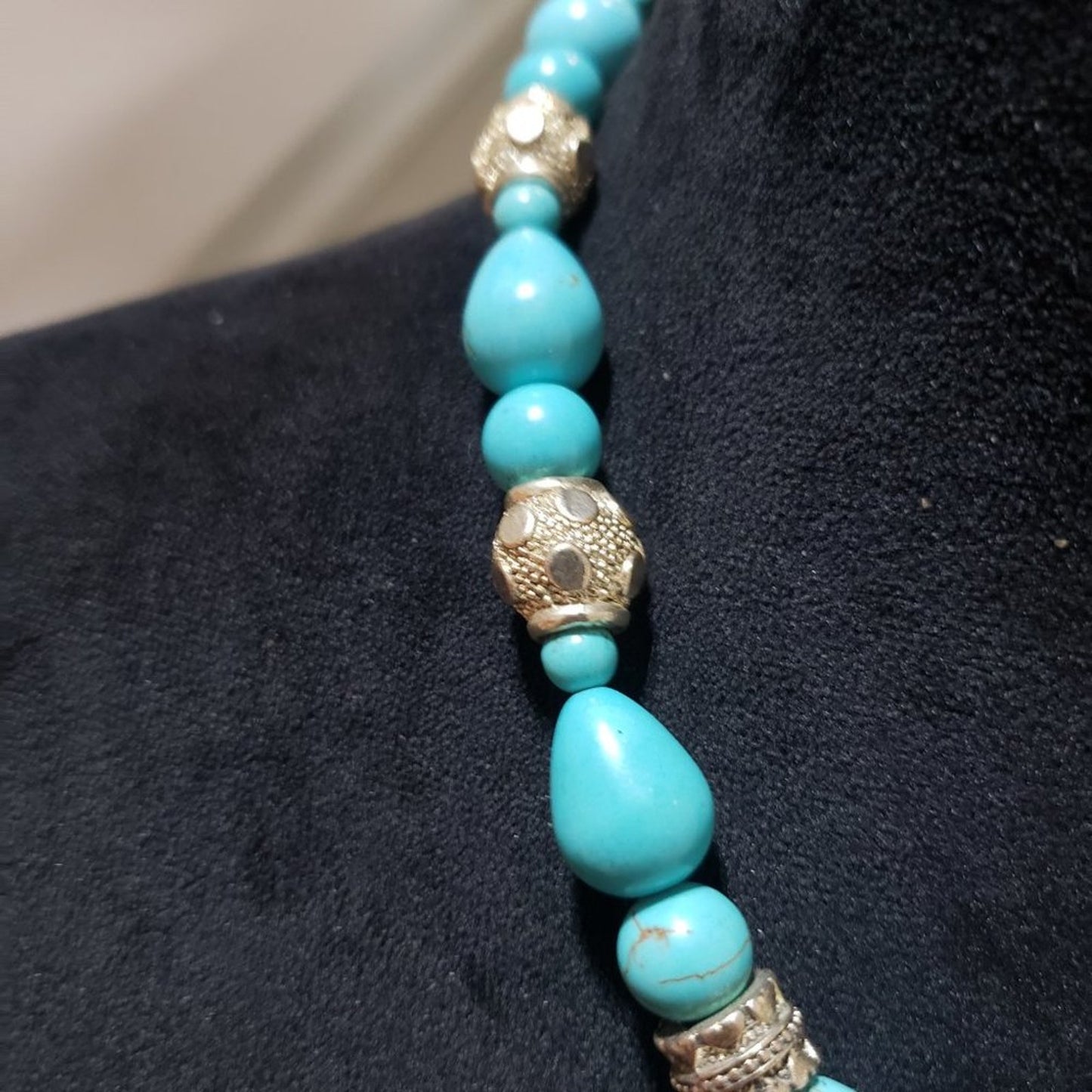 Womens Fashion Natural Turquoise Oval Gemstone Beads Necklace w/ Lobster Clasp
