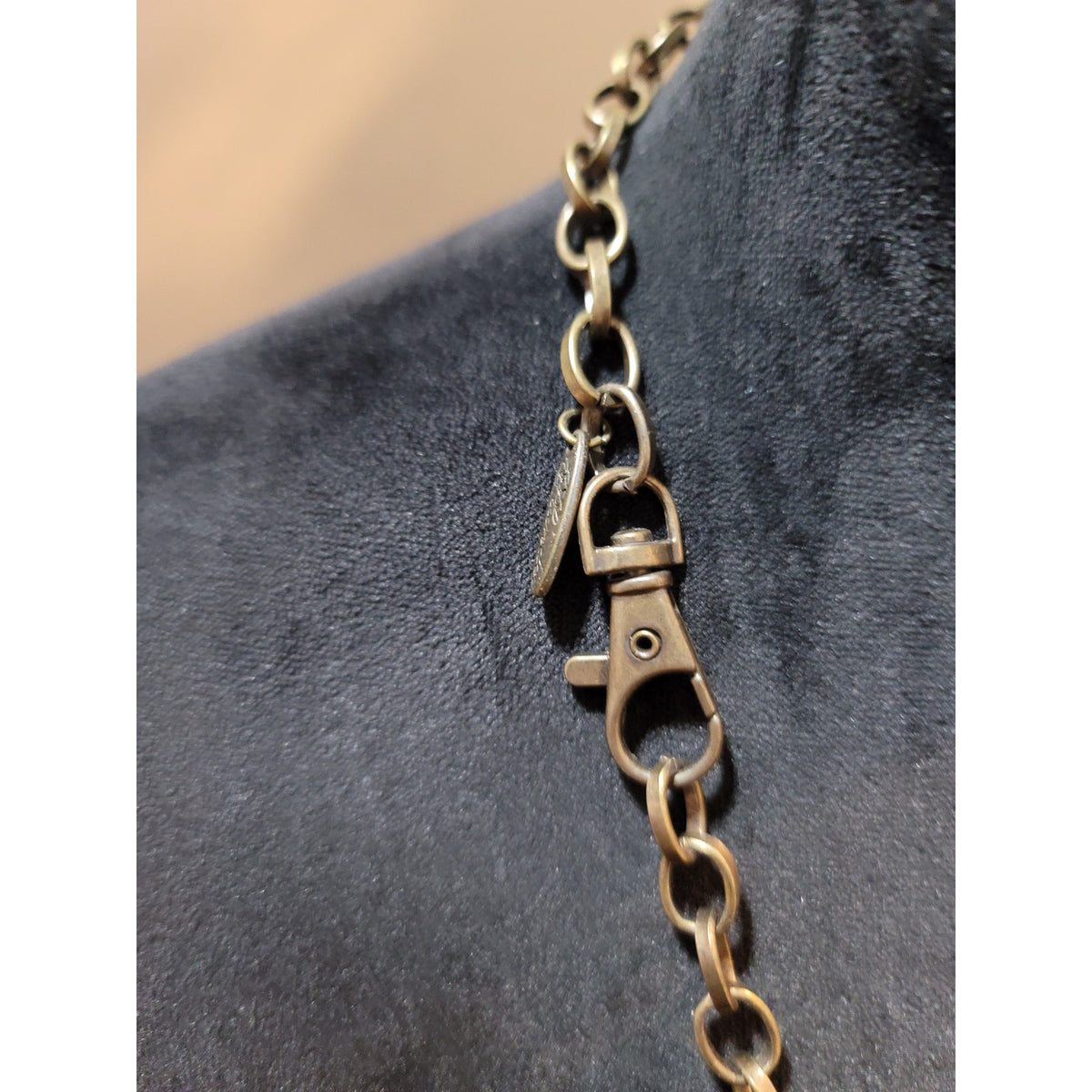 Plunder Women's Statement Necklace with Pearls Rhinestones and Flower Detailing