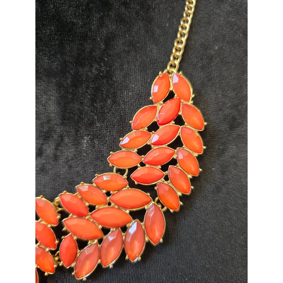 Gold Tone Coral Marquise-cut Acrylic Cluster Statement Necklace Evening Jewelry