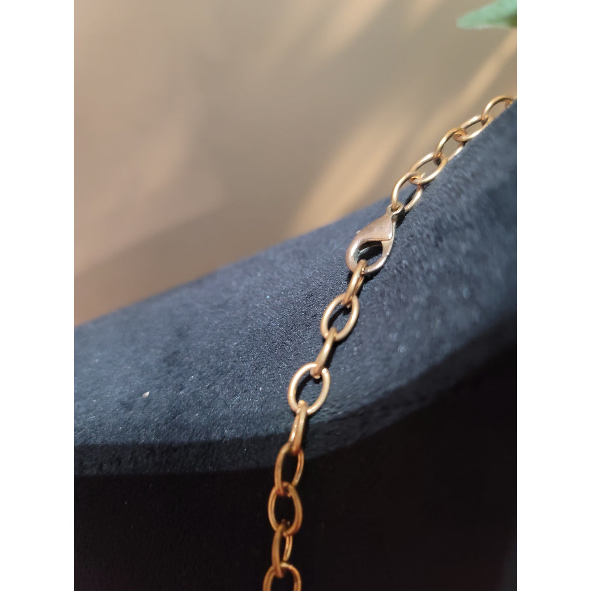 Women's Floral Statement Necklace With Gold Chain And Lobster Clasp Lock Jewelry