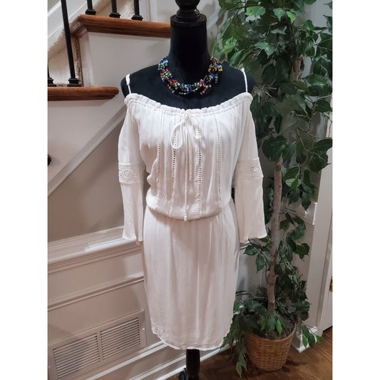 Naif Women's White 100% Rayon Cold Shoulder Long Sleeve Knee Length Dress 2X