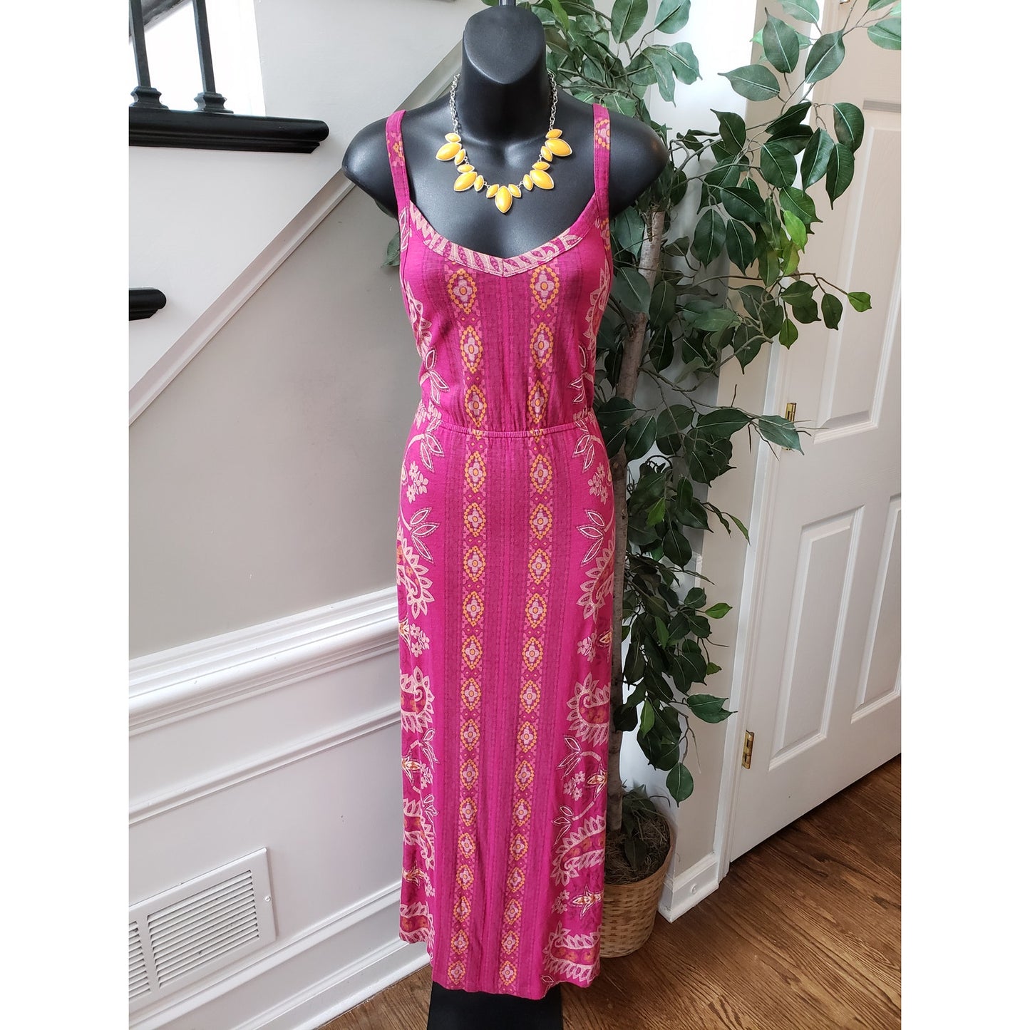 Sonoma Long Maxi Dress Women's Size Medium Purple Strap Round Neck Sleeveless