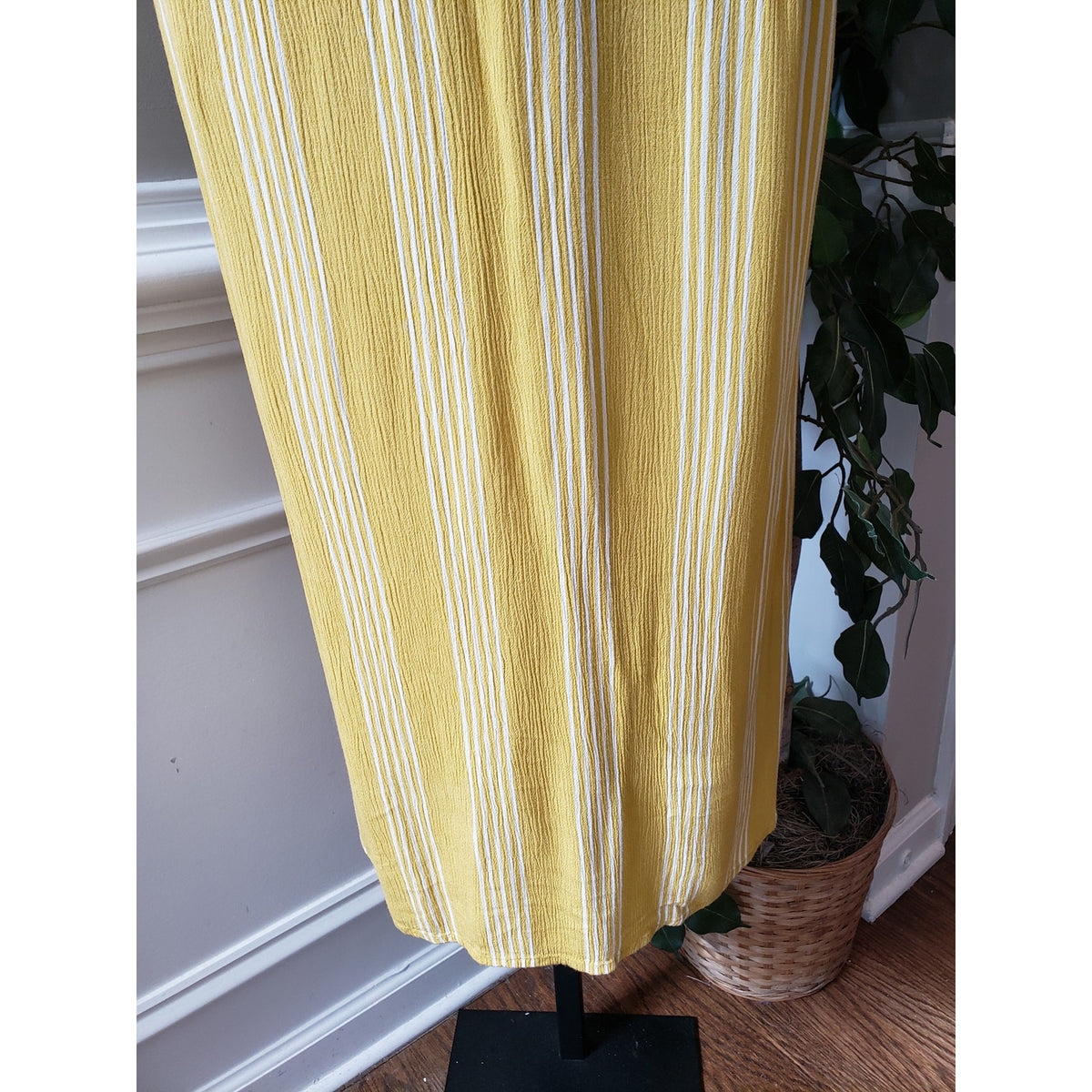Forever21 Long Maxi Dress Women's S Yellow Striped Lurex Knit Adjustable Straps