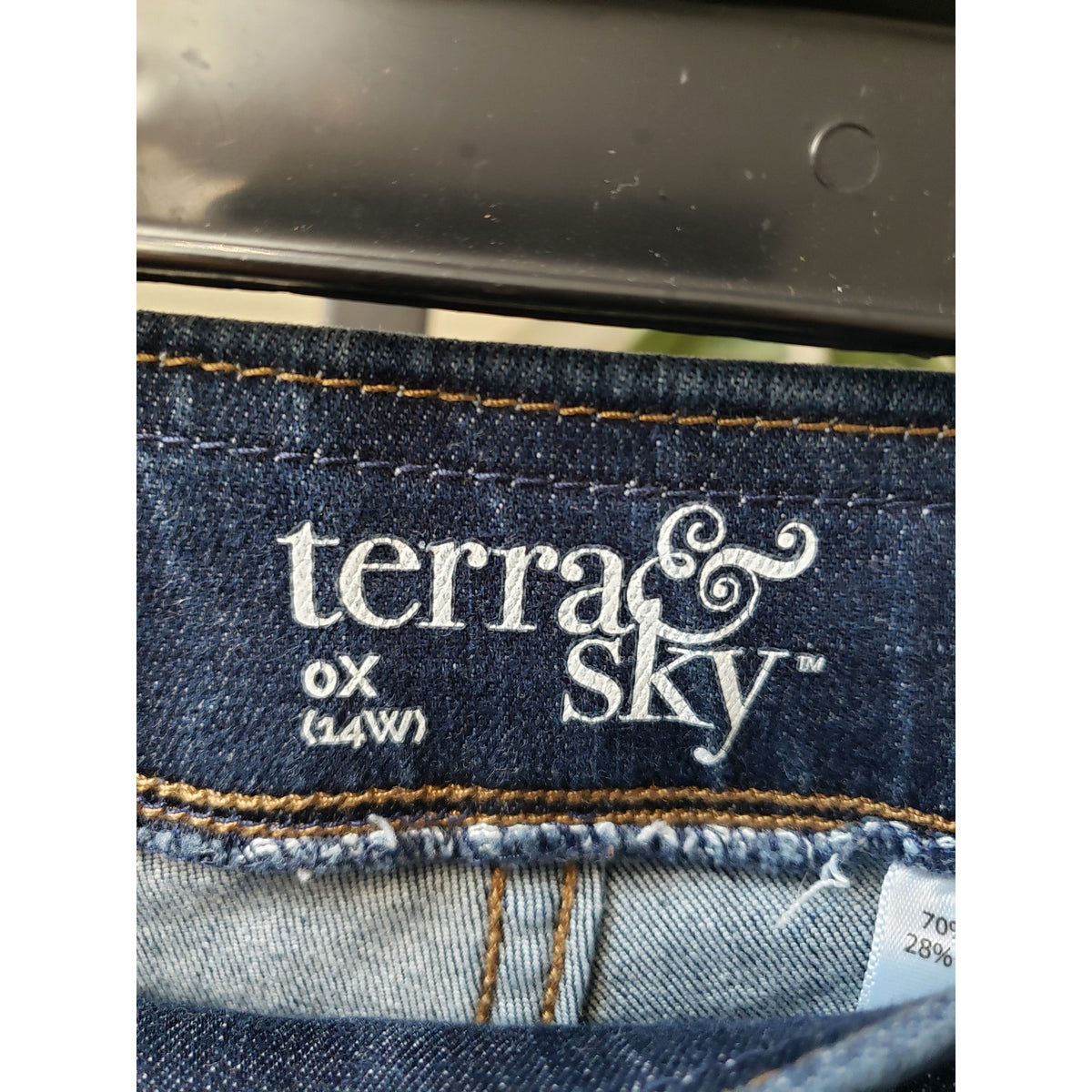 Terra & Sky Jeans Womens 14W Blue Denim Pockets High Rise Waistband Skinny Leg