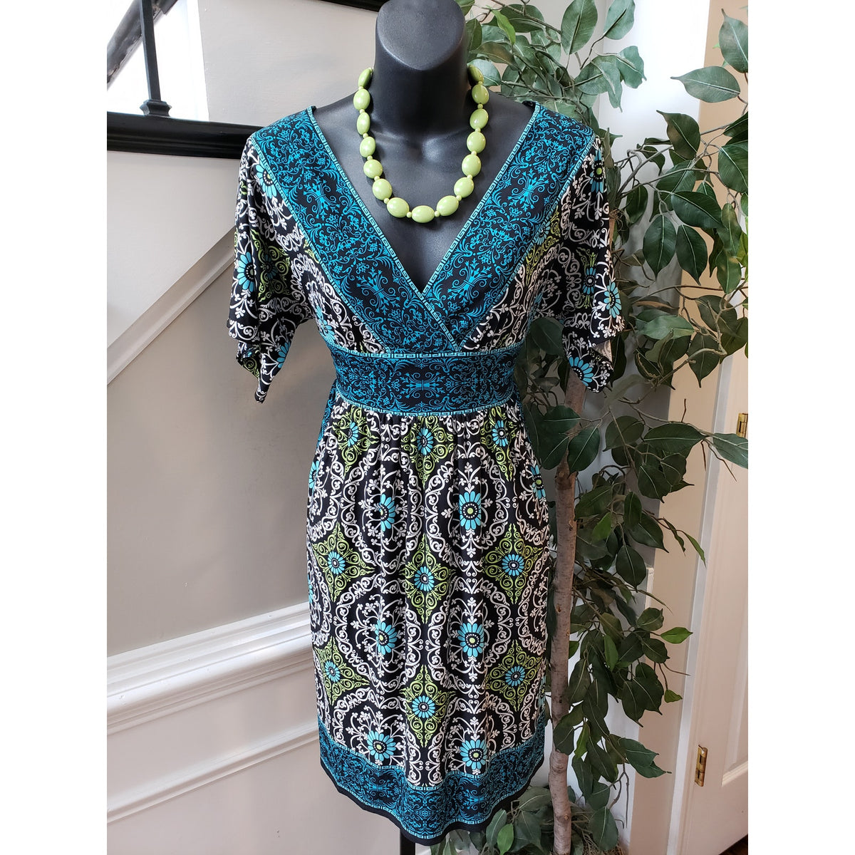 London Times Wrap Dress Women 4 Multi Floral Pleated Pockets Short Sleeve V Neck