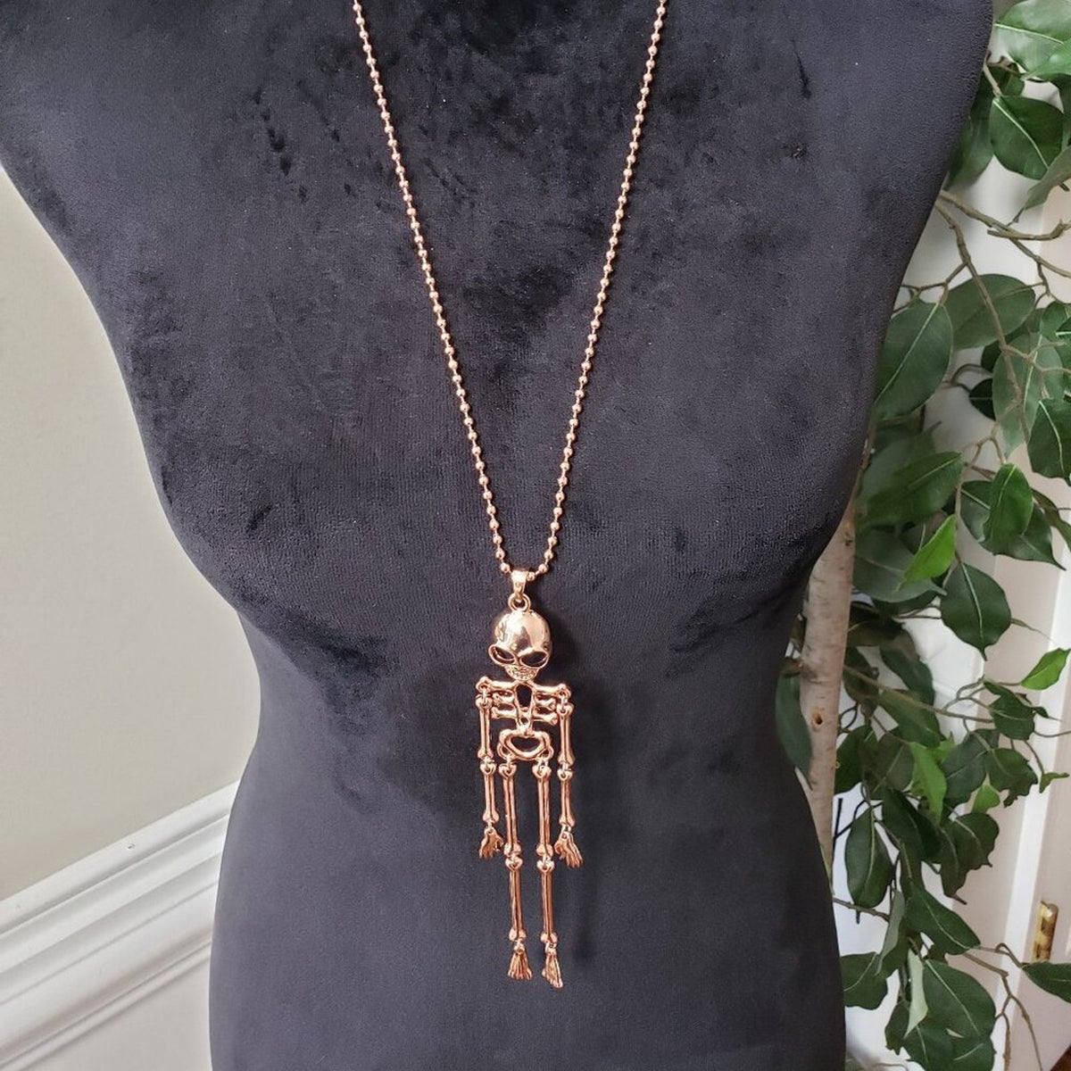 Womens Fashion Gold Tone Skeleton Pendant Necklace Jewelry with Lobster Clasp