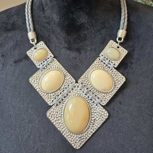Womens Fashion Ivory Faux Pearl Silver Tone Necklace Jewelry with Lobster Clasp