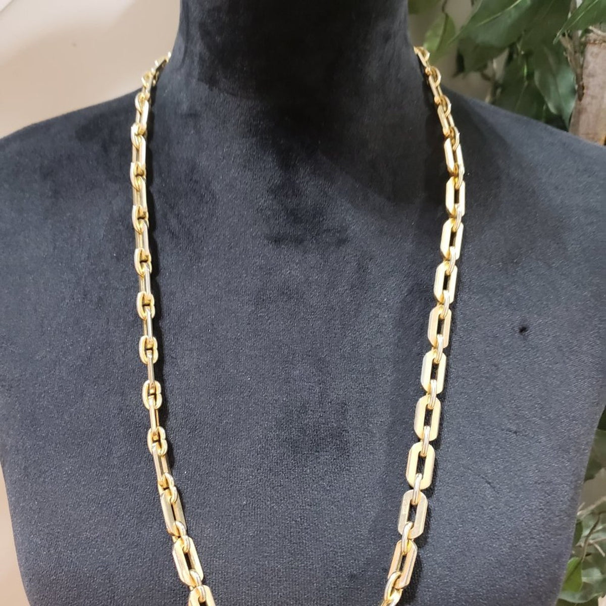 Women Fashion Elegant Gold Tone Rectangle Link Chain Necklace with Lobster Clasp