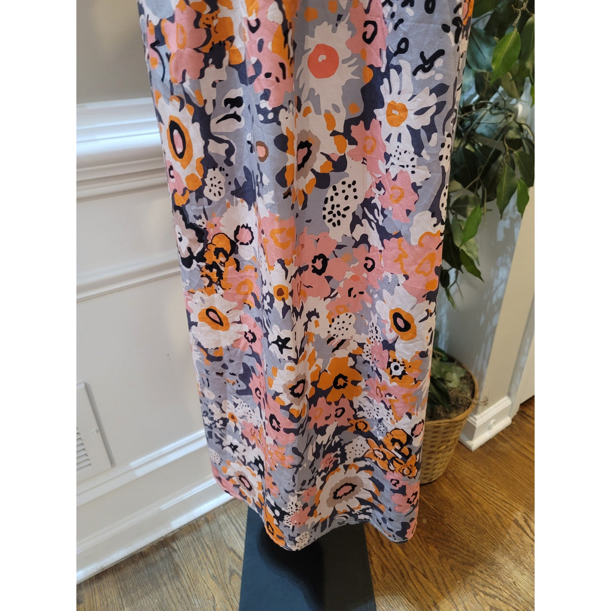 JustFashionNow Maxi Dress Women's Multicolored Short Sleeves Crew Neck Large