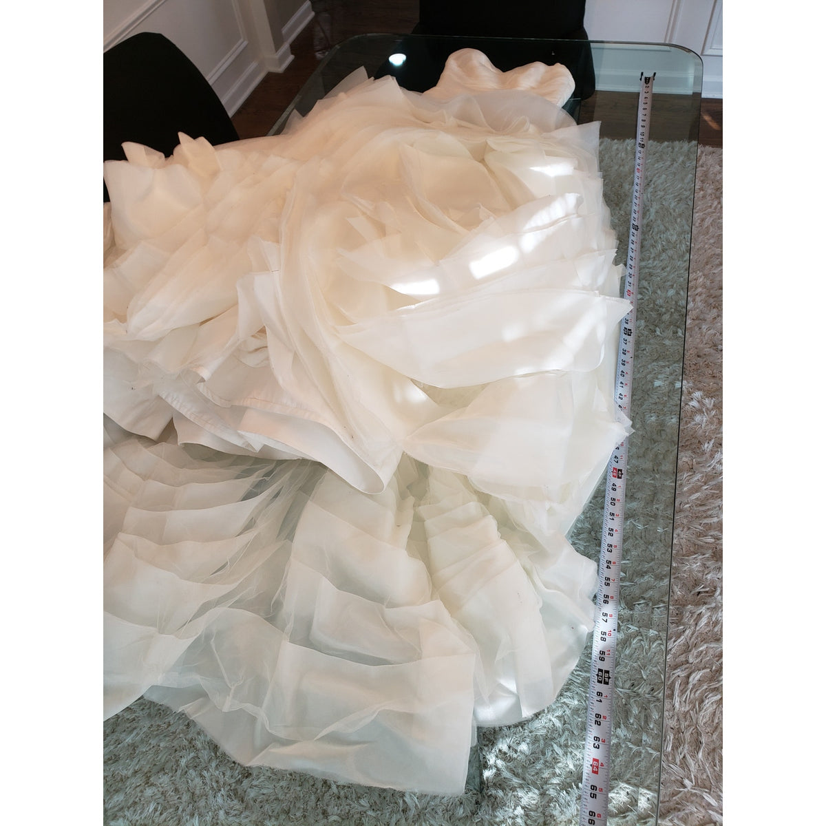 White by Vera Wang Wedding Dress Womens Size 6 White Flare Gown with Bias Flange