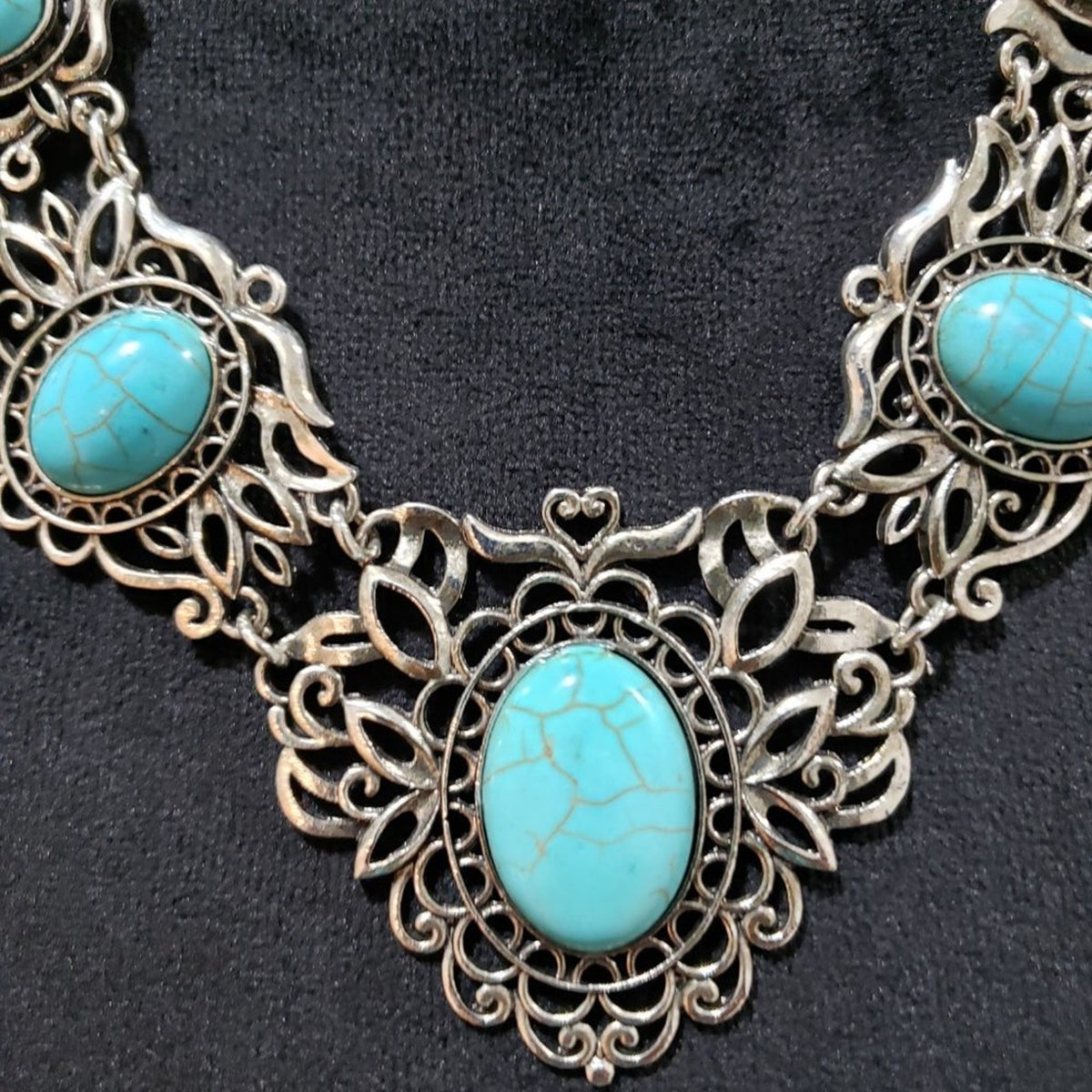 Womens Fashion Turquoise Oval Stones Boho Style Collar Necklace w/ Lobster Clasp