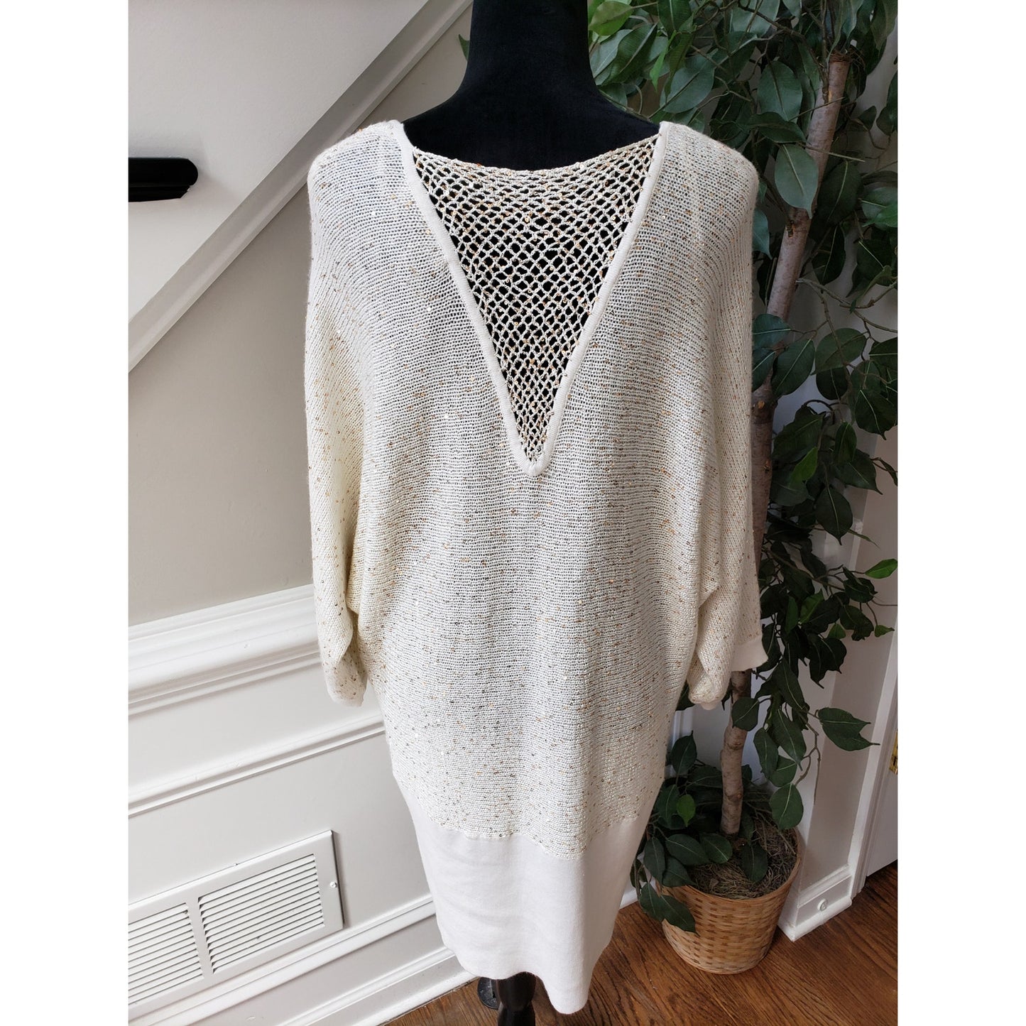 Ashley Stewart Tunic Sweater Women 18/20 White Sequin Open Knit Scoop Neck