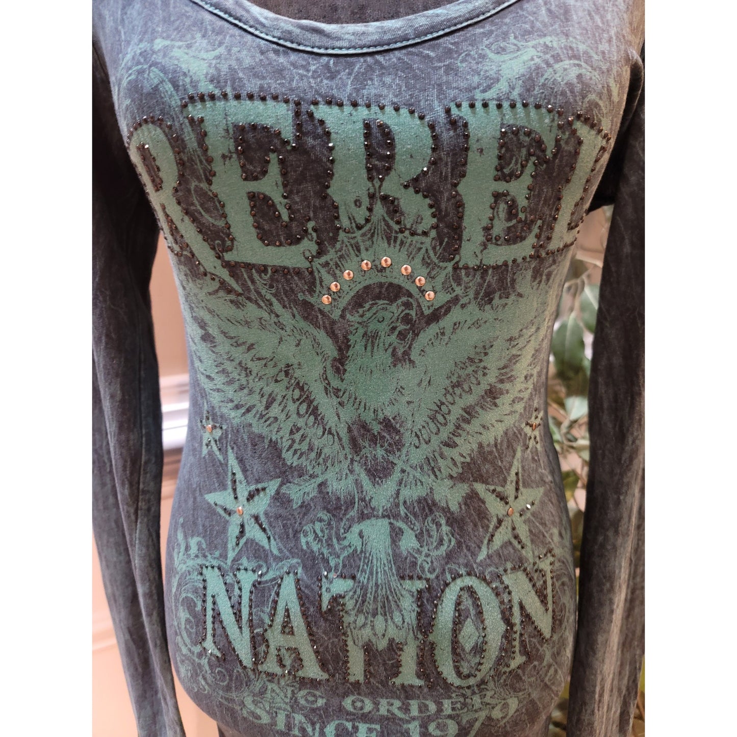 Daytrip Women’s Medium Blue Rebel Nation Graphic Long Sleeve Burnout Tee Shirt