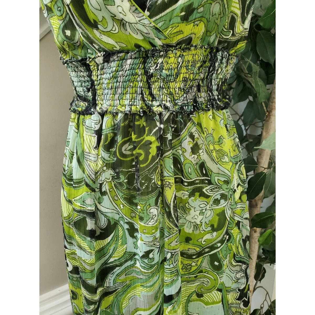Magic Women's Green 100% Polyester V-Neck Sleeveless Long Maxi Dress Size Medium