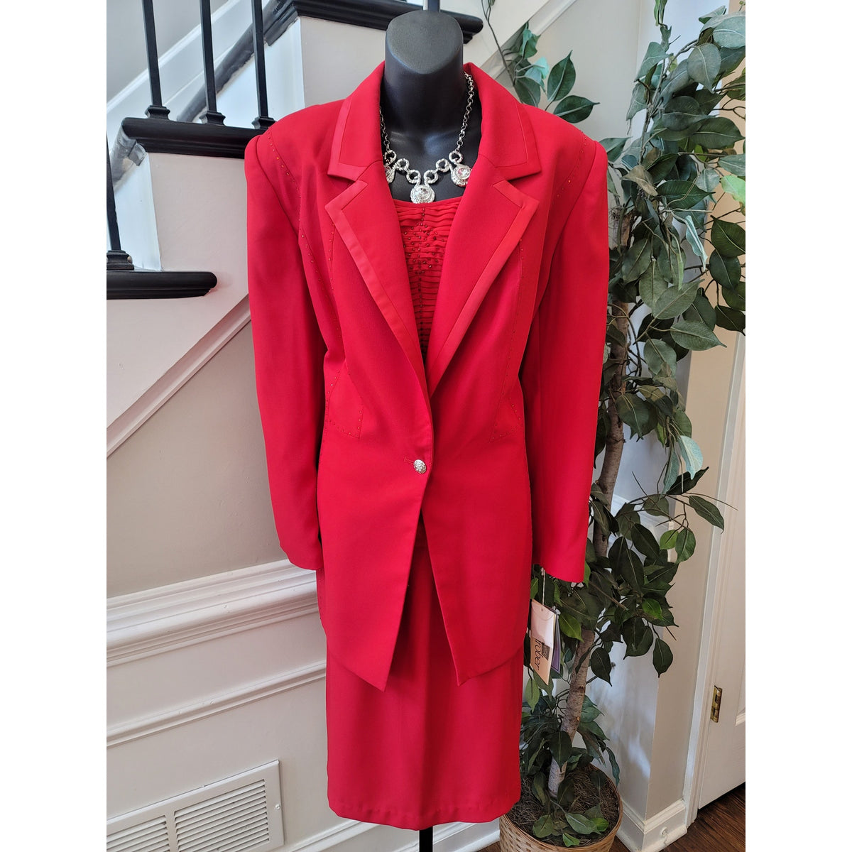 St Anthony Skirt Suit Women SZ 16W Red Rhinestone Long Sleeve Blazer Fully Lined