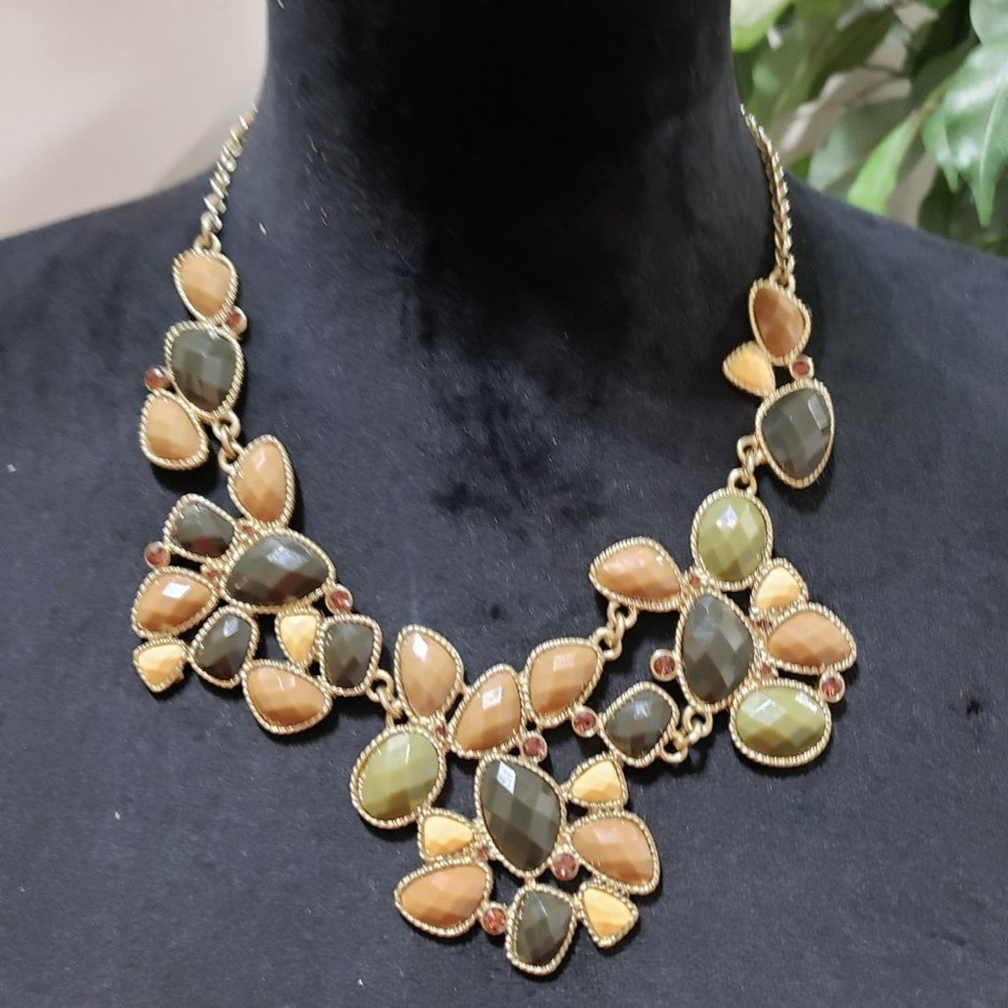 Womens Fashion Multi Color Gemstones Beaded Statement Bib Necklace