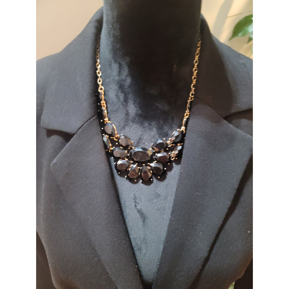 Chicos Blazer Jacket Women's Size M Black Single Button Feather Cuff Flap Pocket
