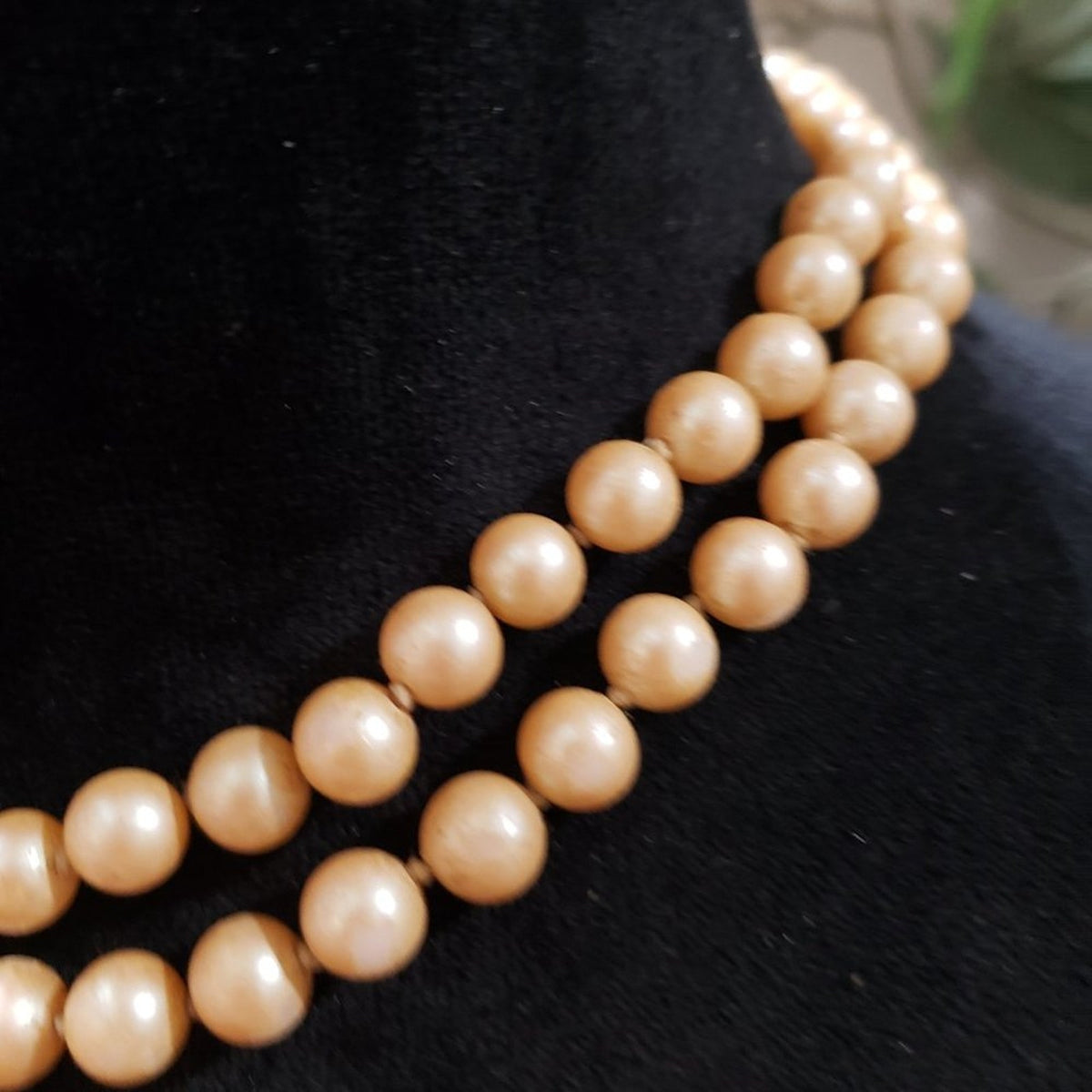 Womens Fashion Beige Trifari Faux Pearls Choker Necklace with Rhinestone Clasp