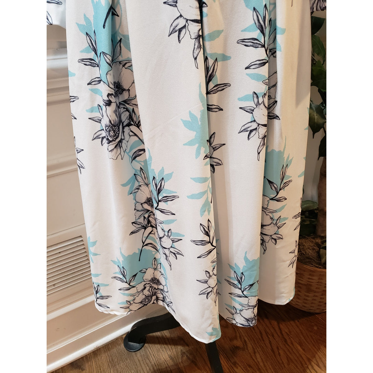 Womens A-Line Dress XL White Floral Empire Waist 3/4 Sleeve Pockets Back Zip