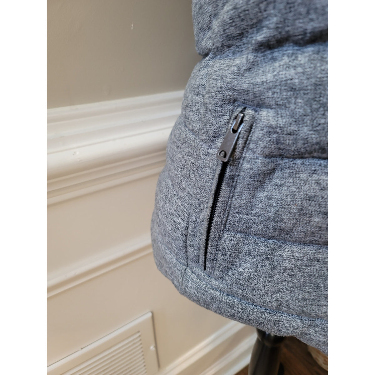 Banana Republic Puffer Vest Women's Small Gray Quilted Fleece Lined Front Zipper