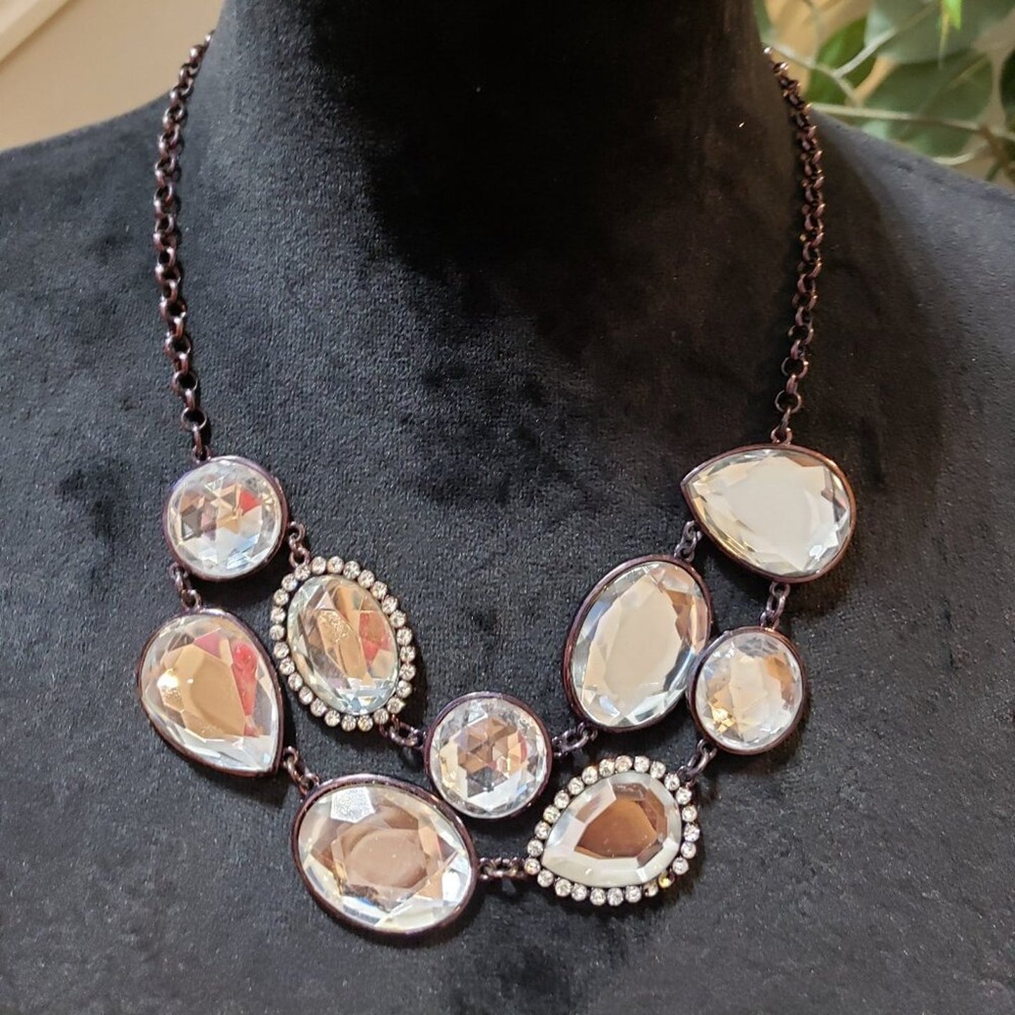 Dana Buchman Clear 2-Layer Crystal Stone Necklace Jewelry with Lobster Clasp