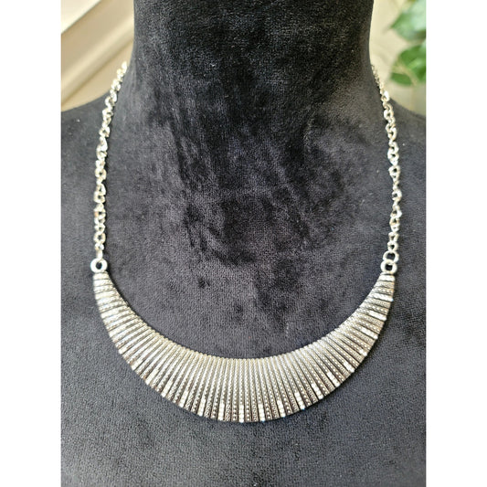 Silver Tone Collar Necklace Textured Fan Statement Bib Boho Jewelry