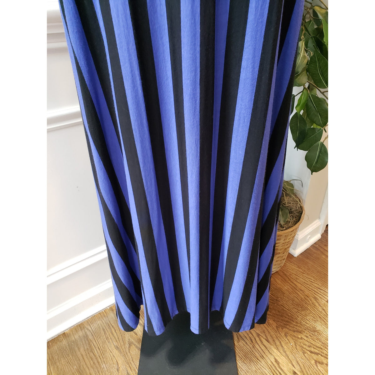 Women's Long Maxi Dress XS Black & Blue Stripped Tube Stretch Off The Shoulder