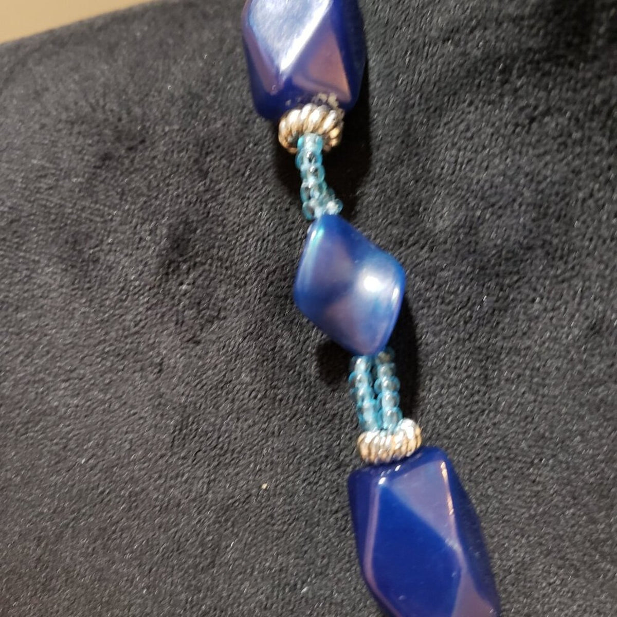 Women Fashion Chunky Blue Asymmetric Acrylic & Seed Beads Metal Spacers Necklace