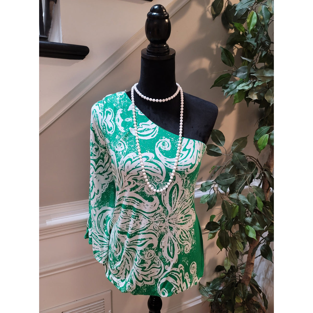 INC Blouse Top Women's Large Green/White Paisley Rhinestone One Shoulder Sleeve