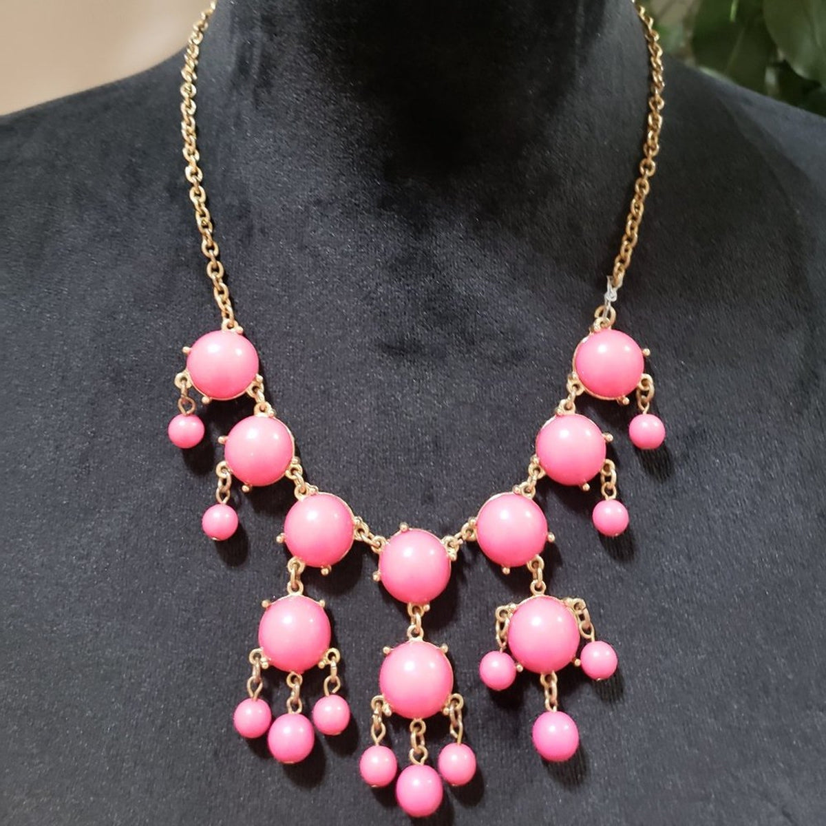 Womens Fashion Pink Color Gemstones Gold Tone Chain Statement Bib Necklace
