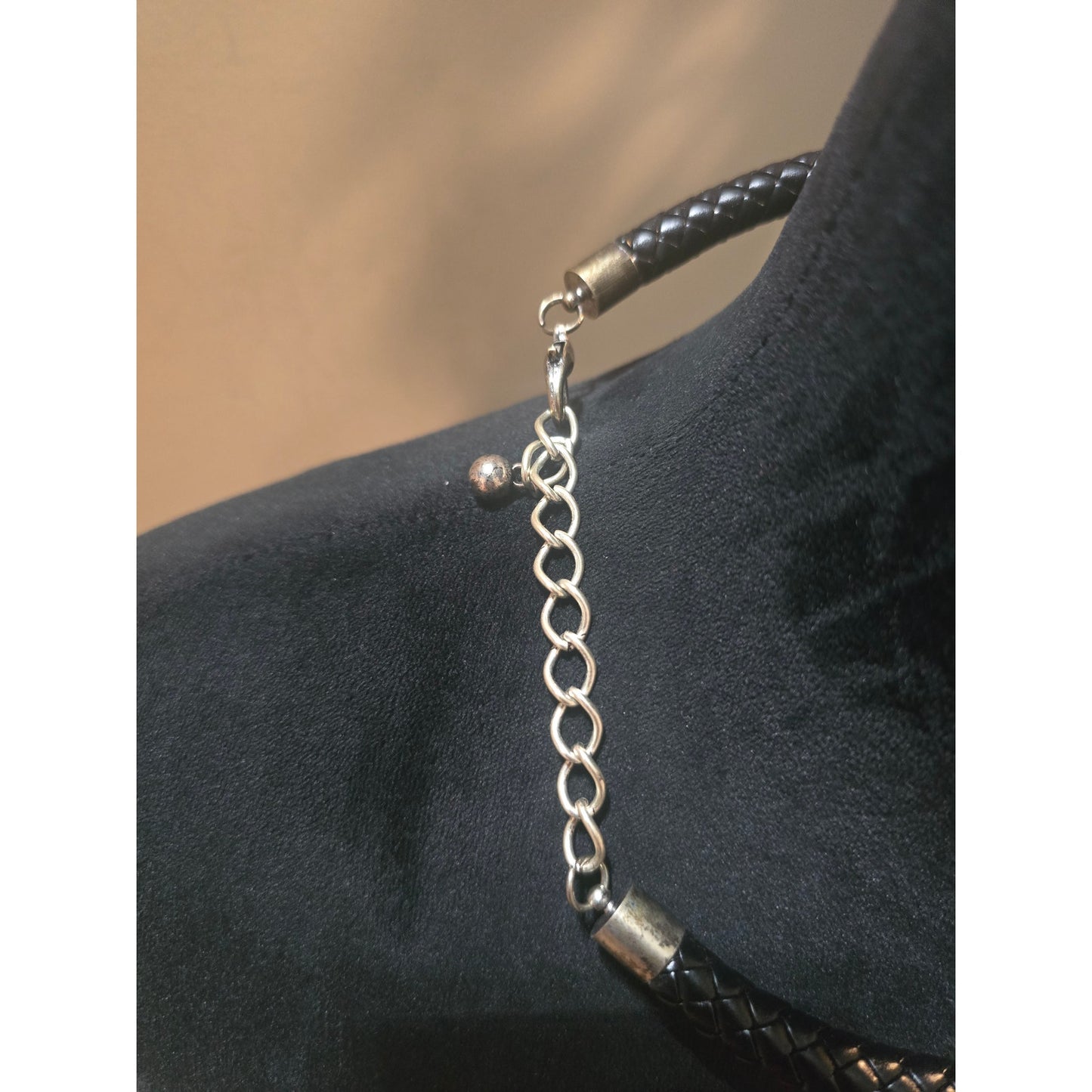 Women's Gold Tone Choker Necklace With Round Pendant Lobster Claw Clasp