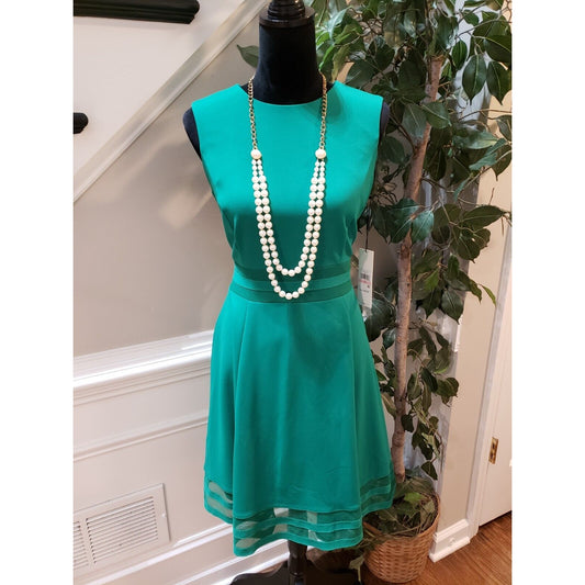 Calvin Klein Women's Green Solid Sleeveless Back Zip Knee Length Dress Size 10