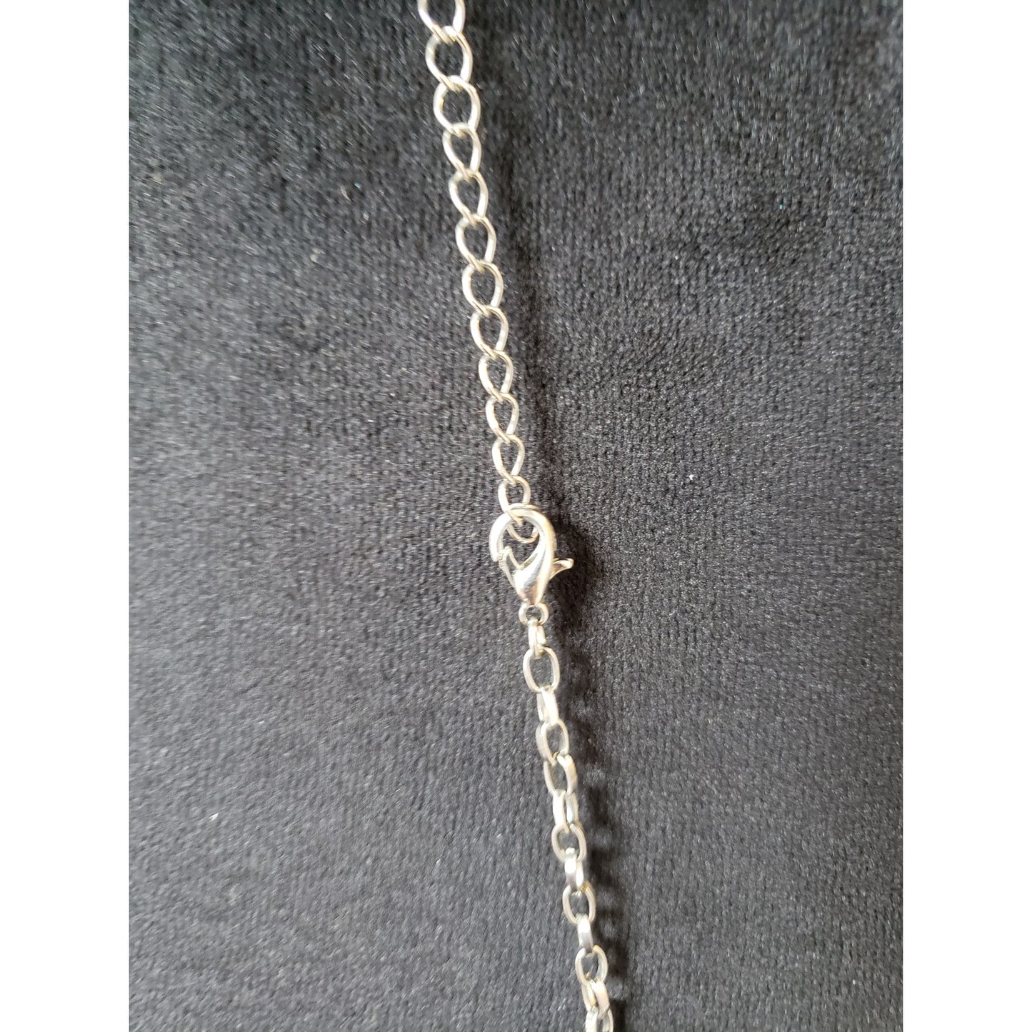 Women Silver Tone Heart Pendant Necklace Rhinestone Filigree Long Chain Jewelry