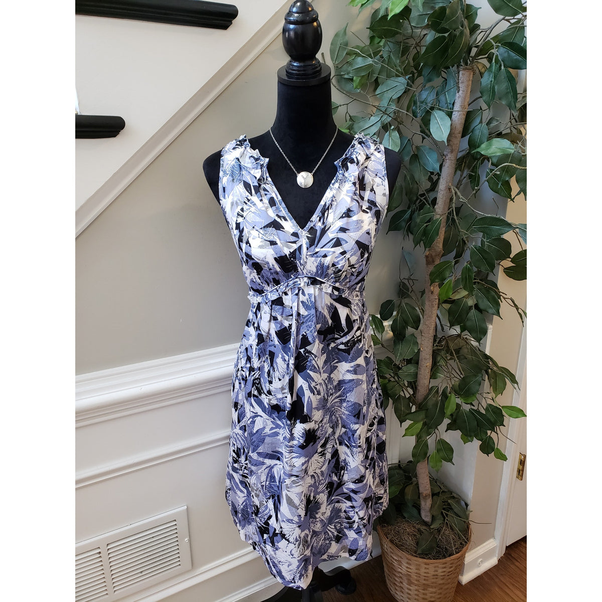 Alfani Fit & Flare Dress Womens Petite 10 Blue Ruffle Cotton Sleeveless V Neck