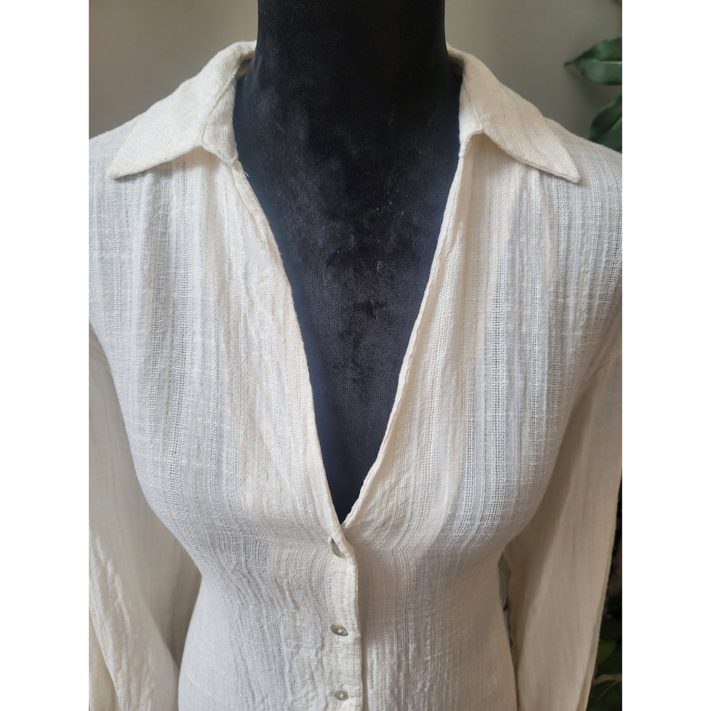 ZARA Blouse Women’s XS White Button Down Long Sleeve Semi-Sheer Textured