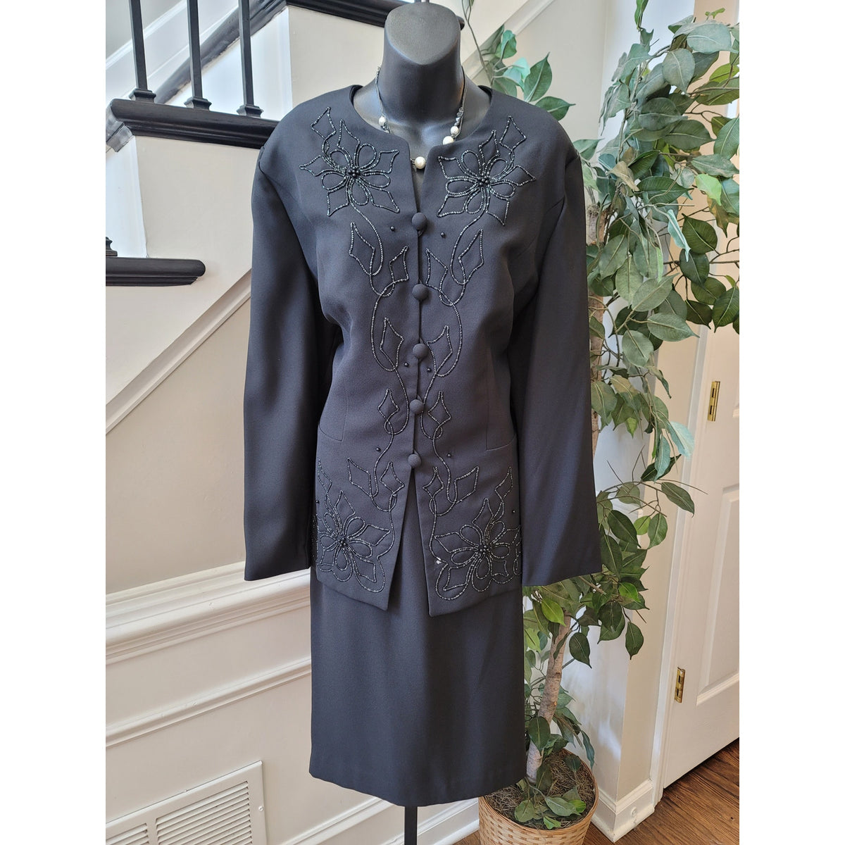 Why Skirt Suit Women's Size 16 Black Button Up Front Back Slit Fully Lined