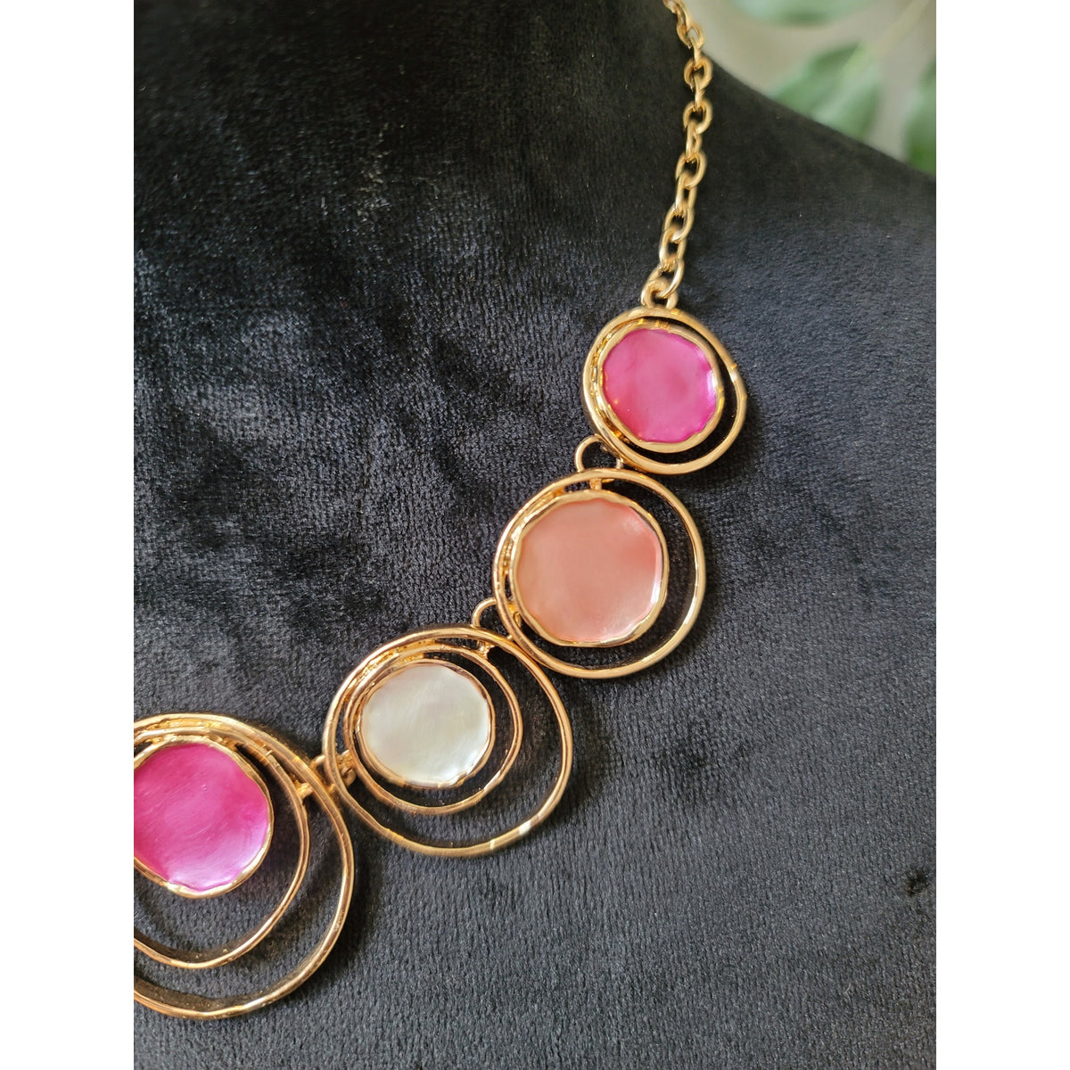 Women's Gold Chain Statement Necklace With Pink White And Peach Resin Circles