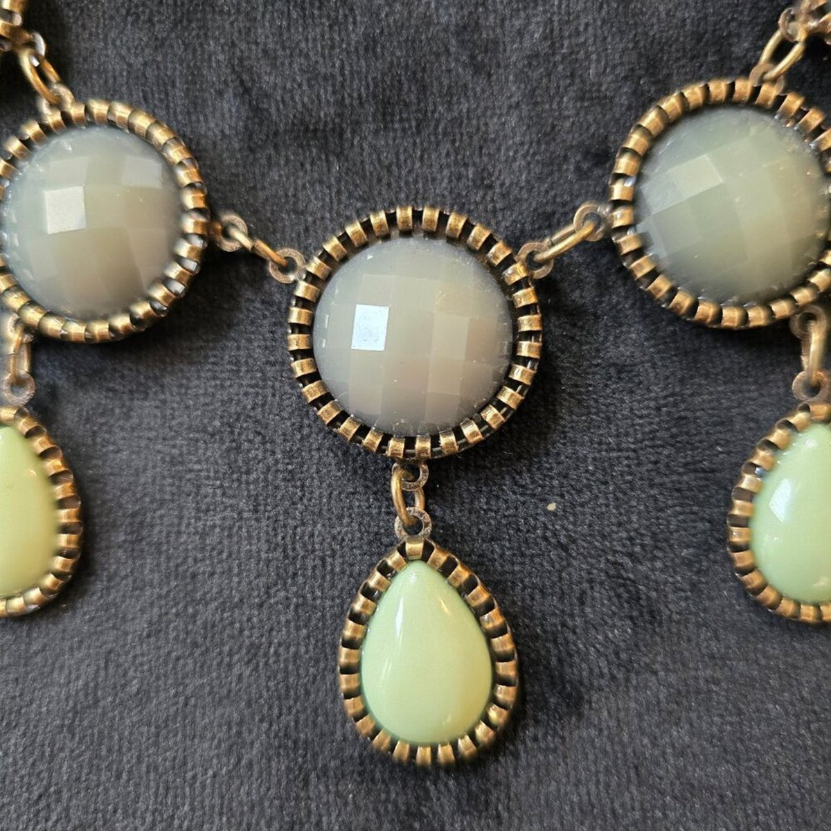 Womens Light Green Gray Jaipur Beads Collar Necklace with Lobster Clasp
