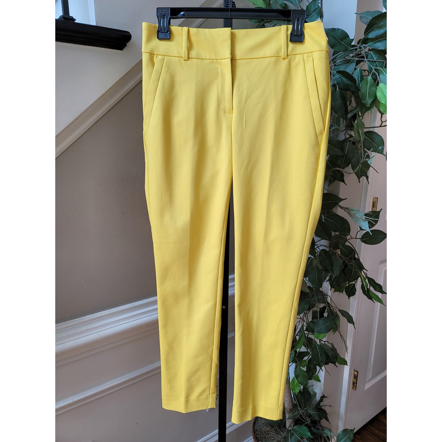 LOFT Skinny Ankle Pants Women's Size 4 Yellow Modern Fit Stretchy Trousers