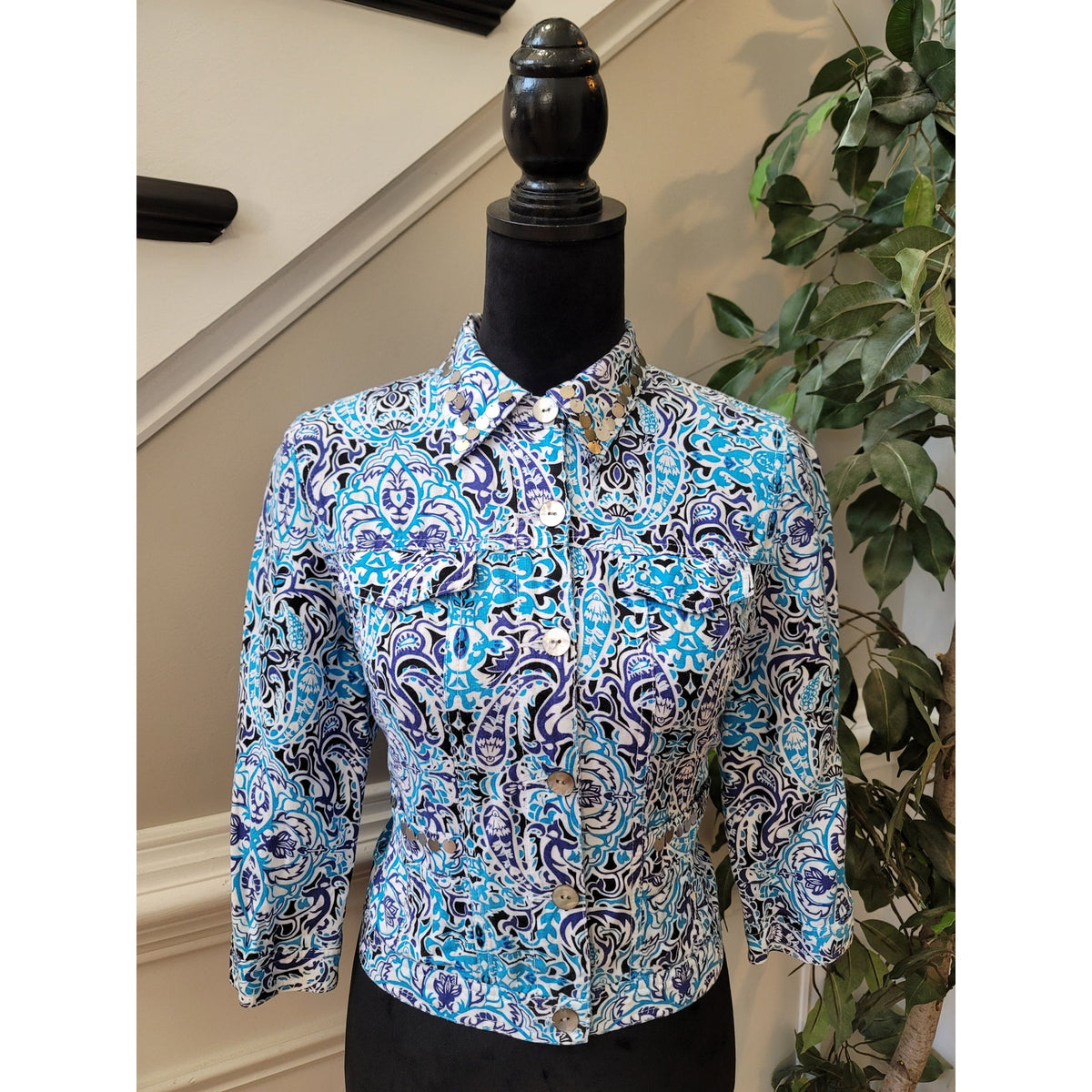 Ruby Rd. Cropped Jacket Womens SZ 10P Blue/White Paisley Button Front 3/4 Sleeve