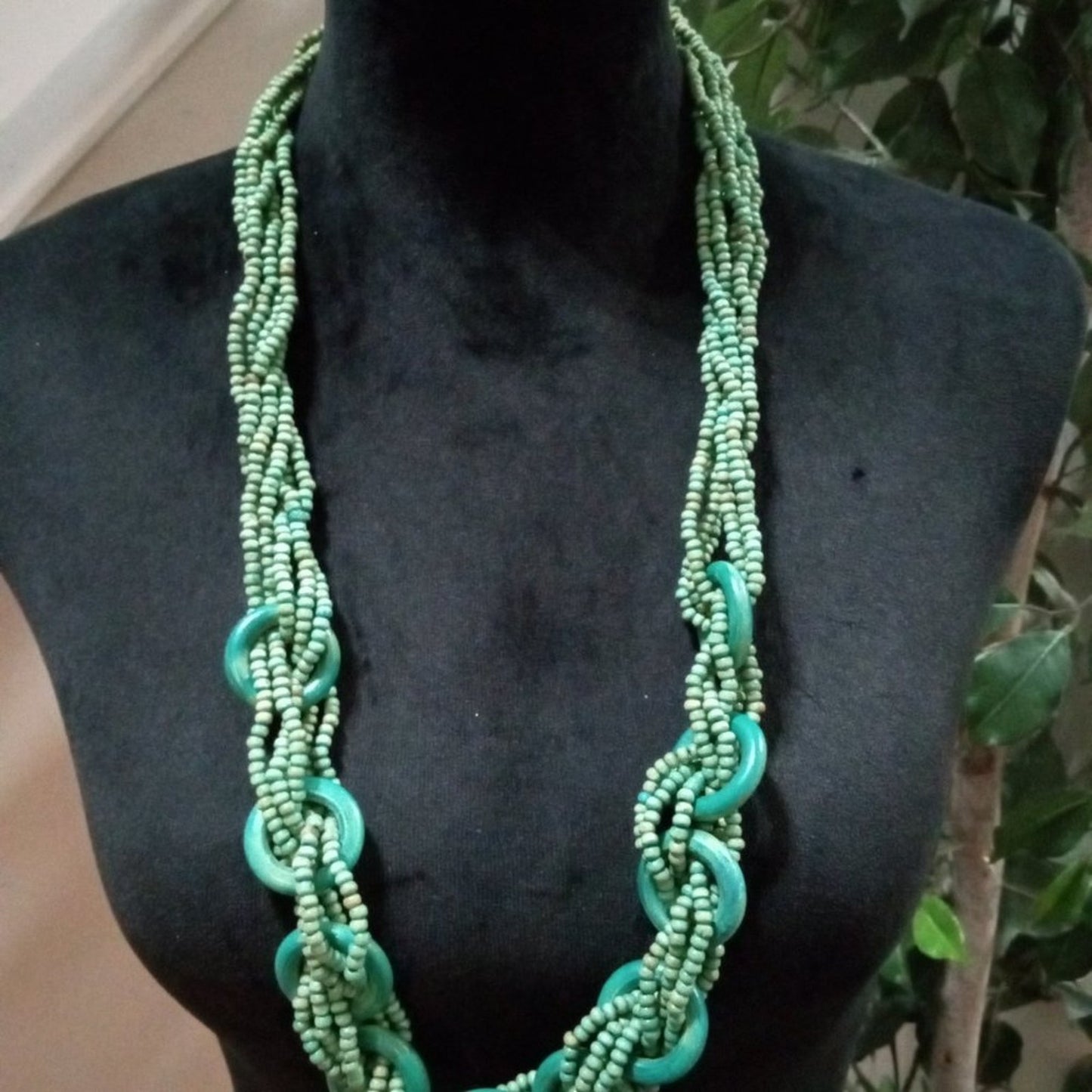 Women Fashion Boho Style Multistrand Green Color Beaded Long Necklace w/ Lobste