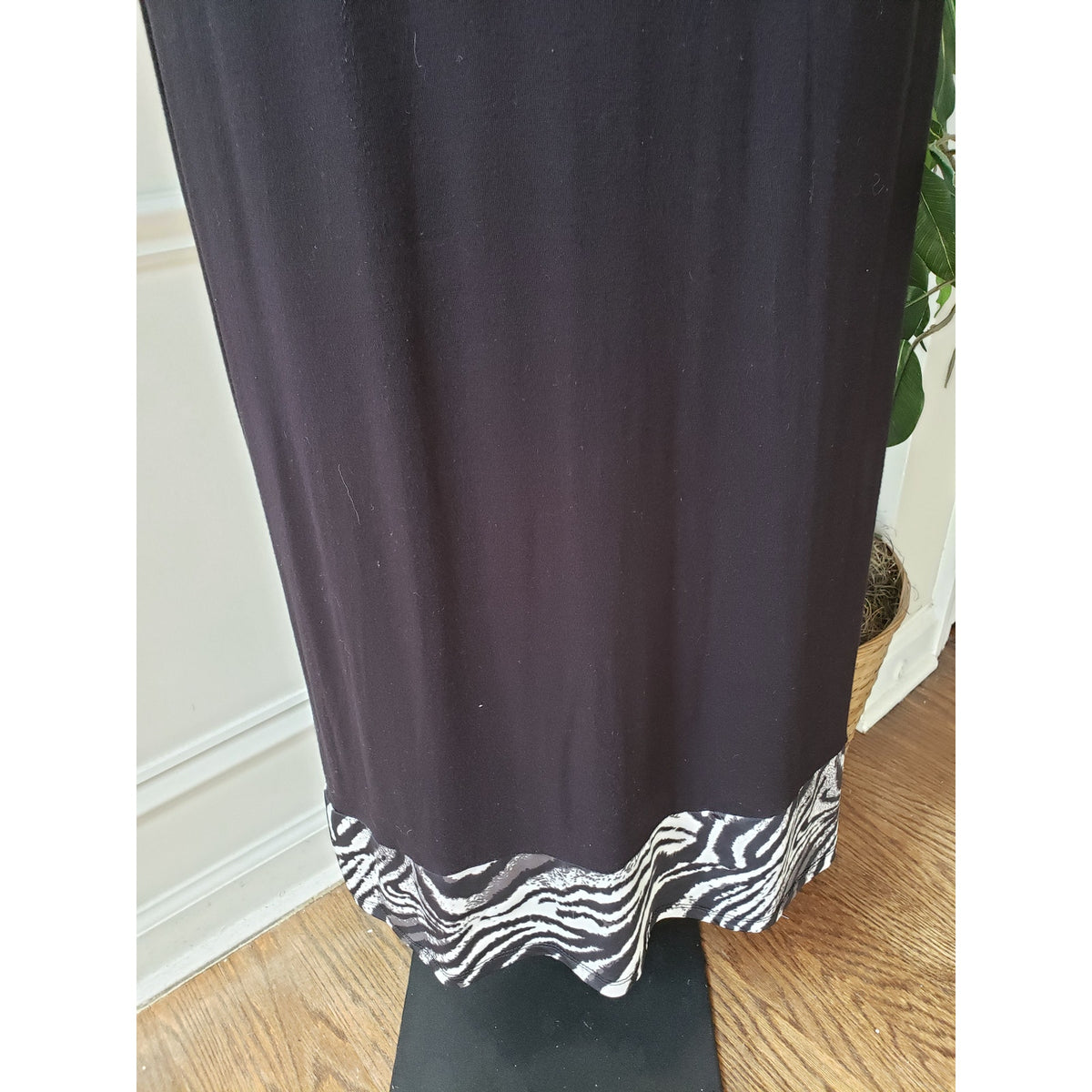 Pretty Young Thing Long Maxi Dress Women's S Black Waist Belt Sleeveless V Neck