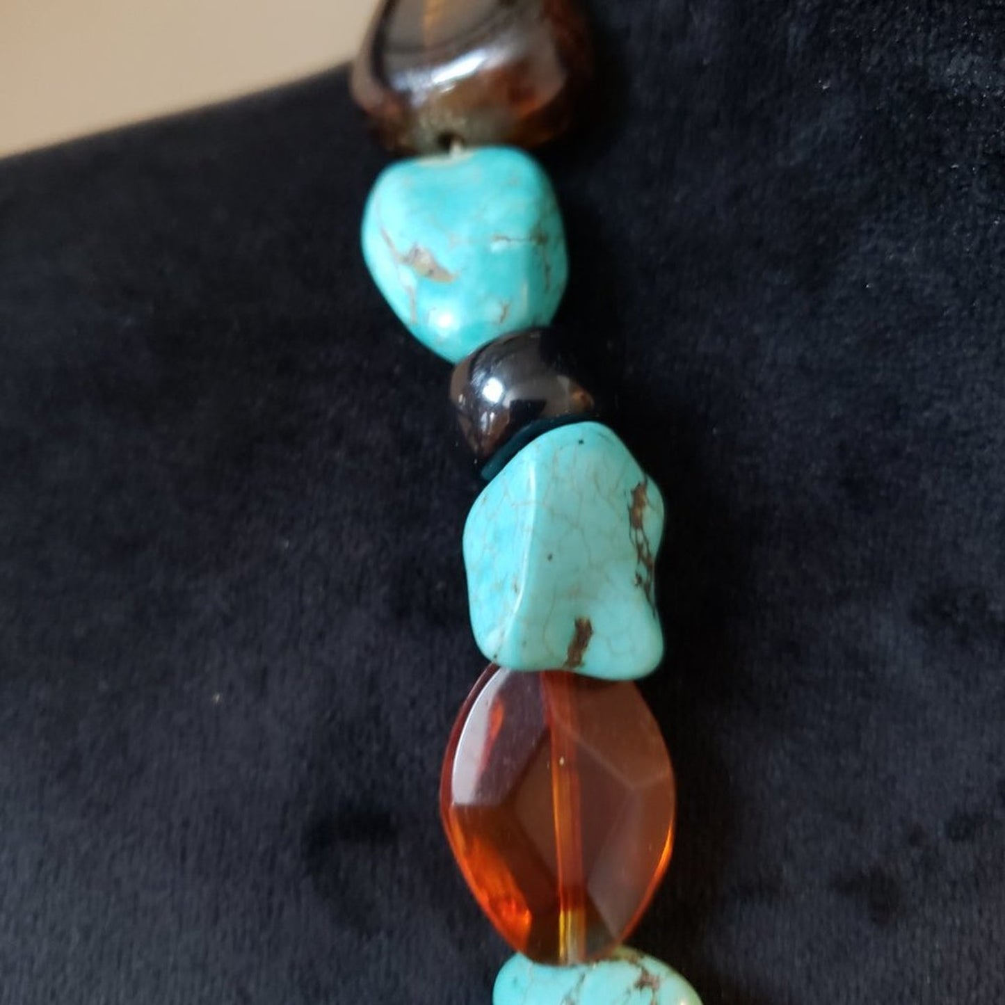 Women's Fashion Multicolor Stylish Gemstones Collar Necklace with Lobster Clasp