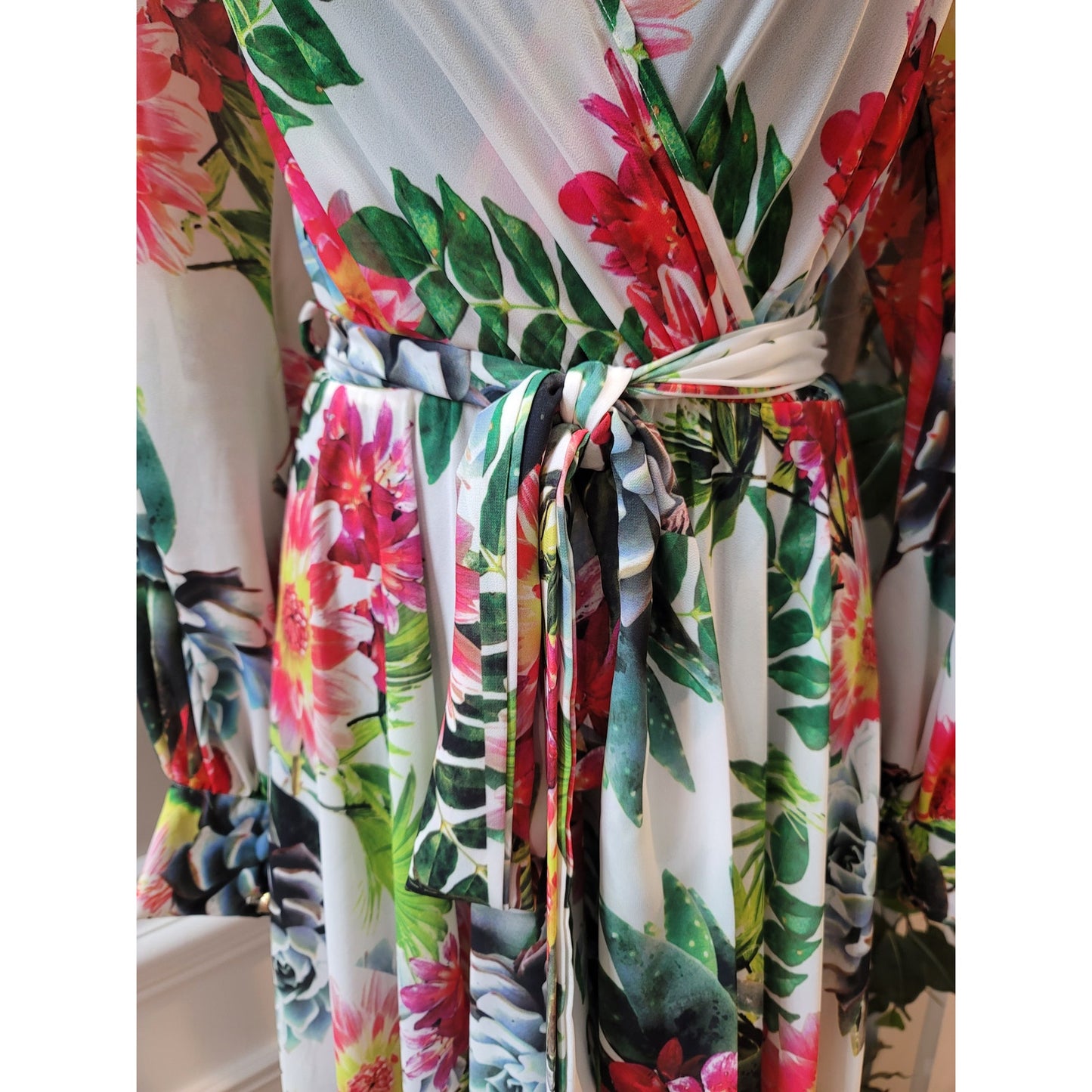 Eleganzarella Maxi Dress Women's Medium White Floral Long Sleeve V Neck