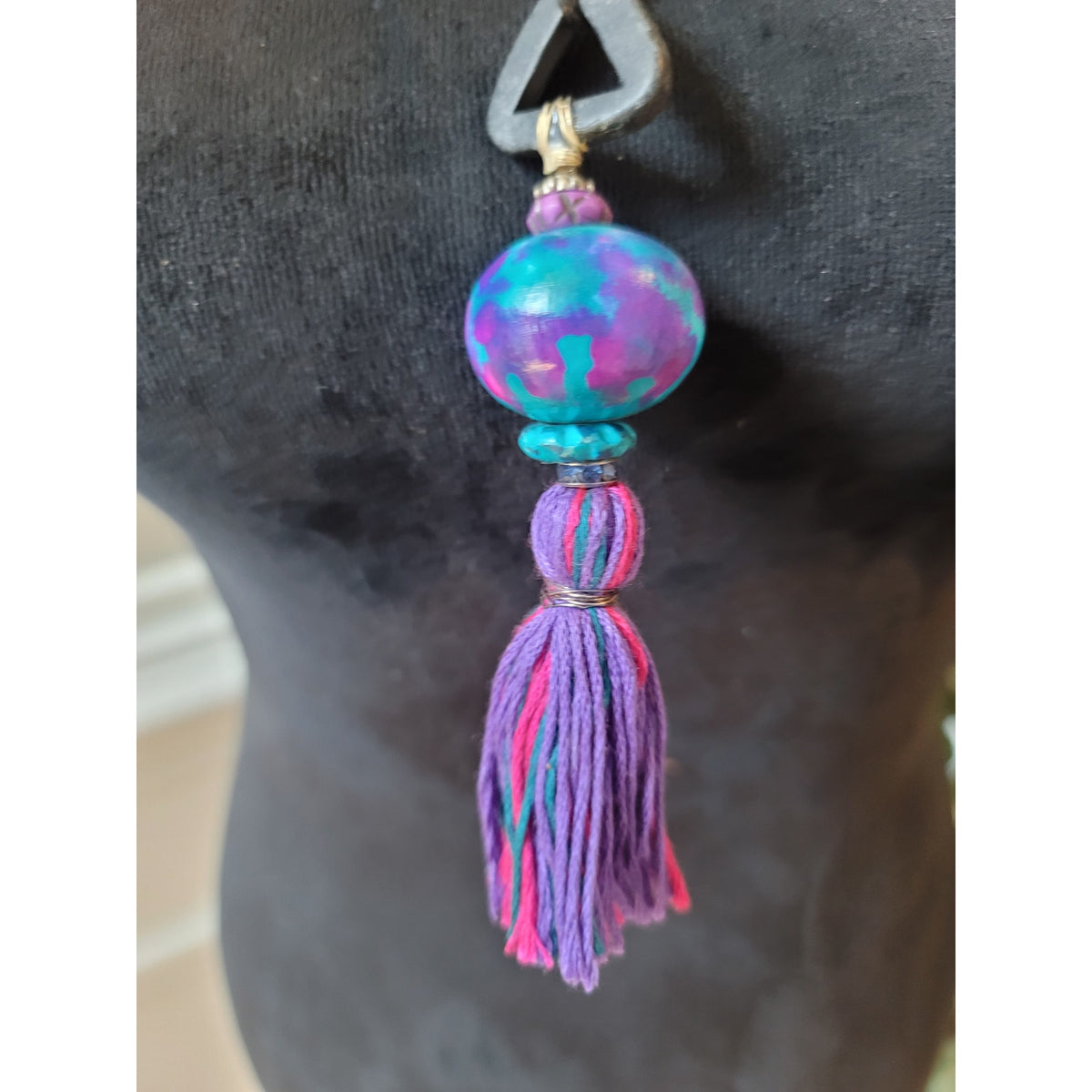 Women's Boho Long Pendant Necklace With Colorful Beads And Adjustable Cord Tie