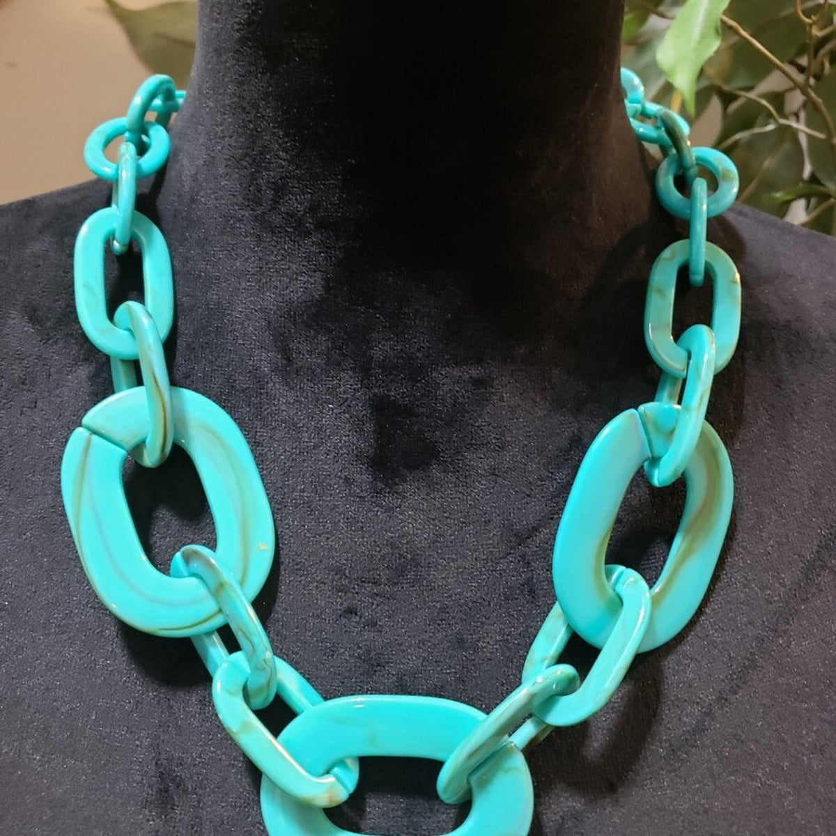 Womens Green Marble Link Cluster Chain Necklace Jewelry with Lobster Clasp