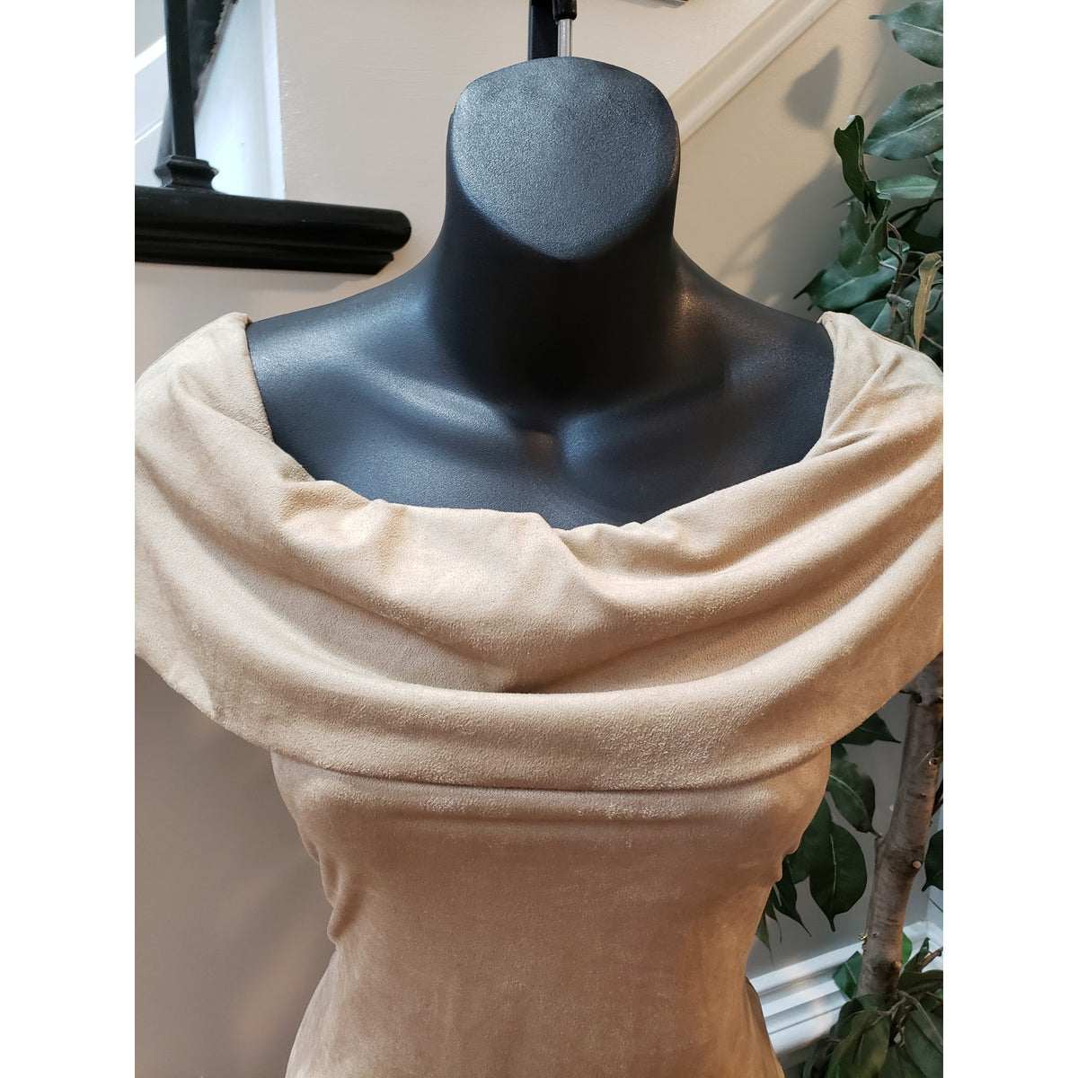 Fashion Nova Bodycon Dress Women's Size M Brown Off Shoulder Long Back Zipper