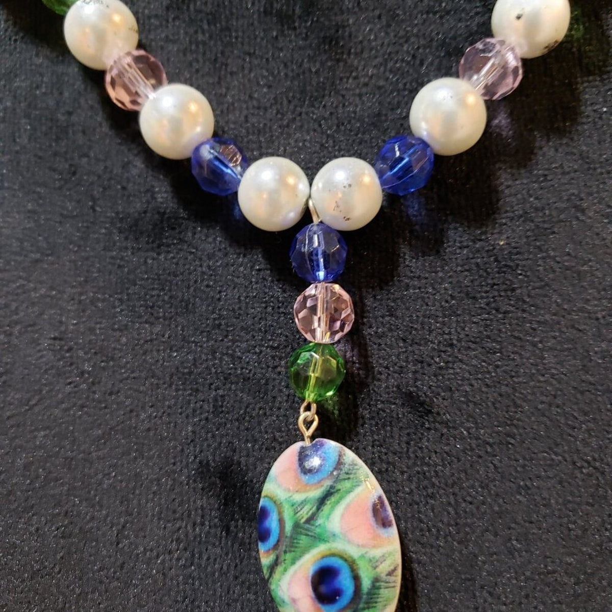 Women's Multi Colored Round Beaded Peacock Necklace Lock Clasp