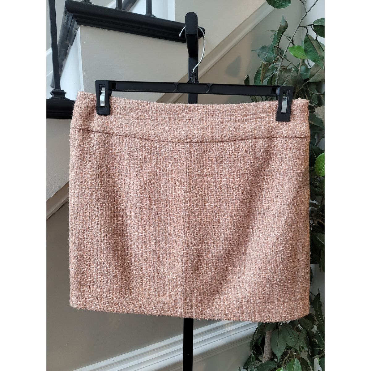 The Limited Tweed Mini Skirt Women's SZ 10 Pink Boucle Lined Back Vent Stitch